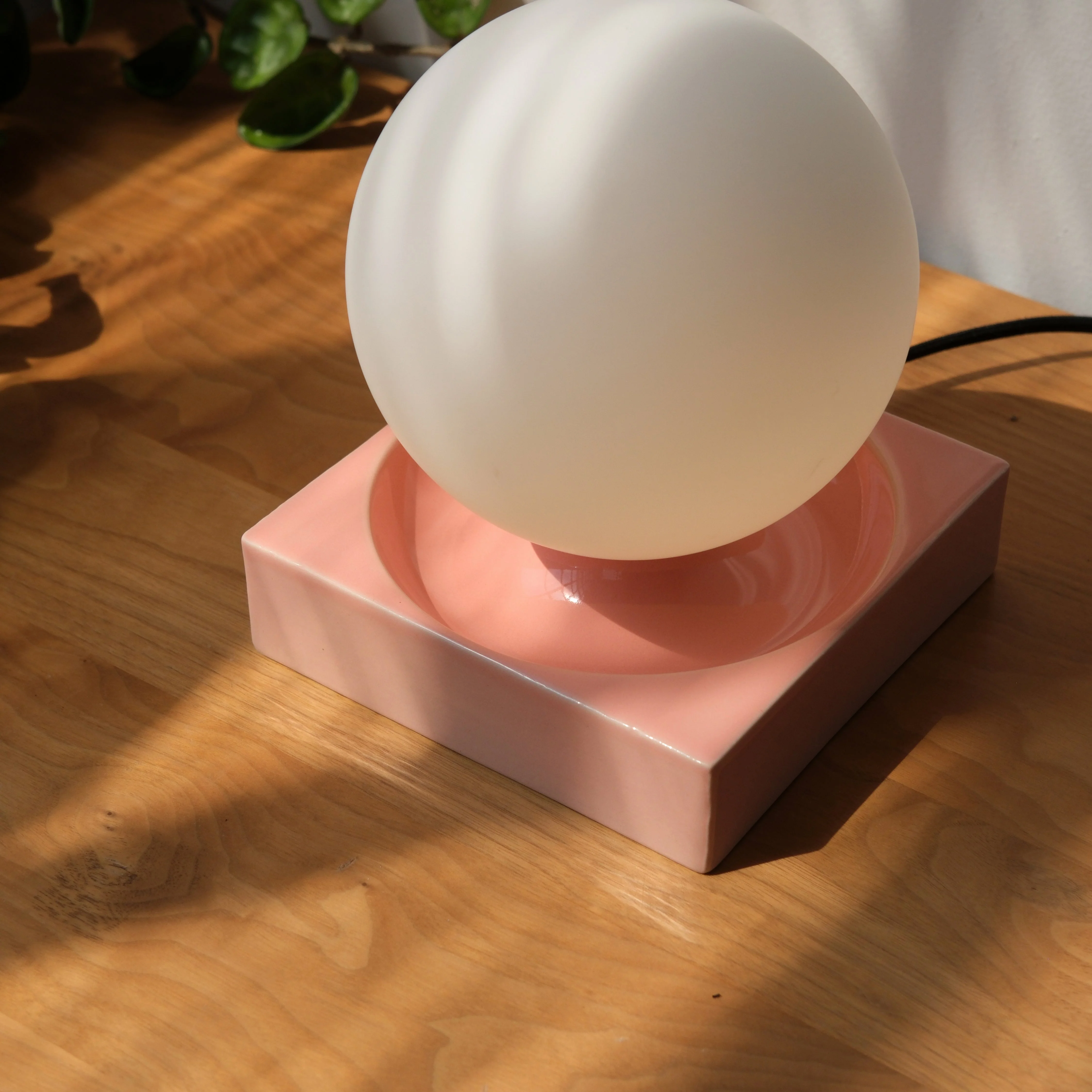 Cubic Table Lamp - Image 5