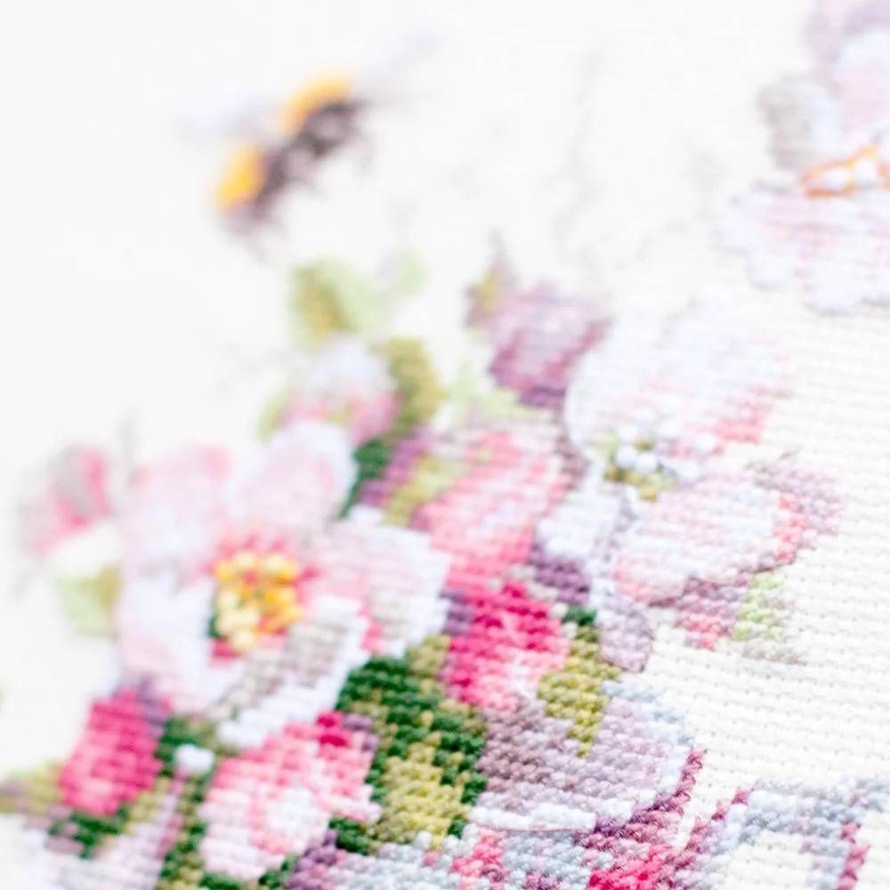 Cup and Apple Blossom 120-041 Counted Cross-Stitch Kit - Image 3