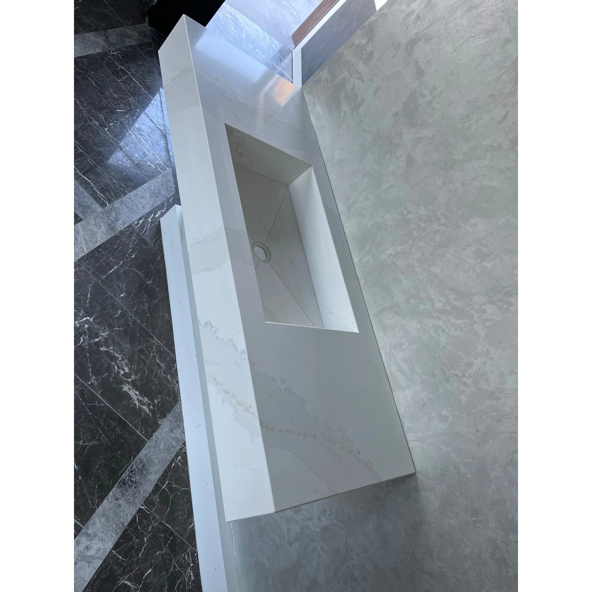 CUSTOM CALACATTA GOLD QUARTZ SINK (QU-041) - Image 10