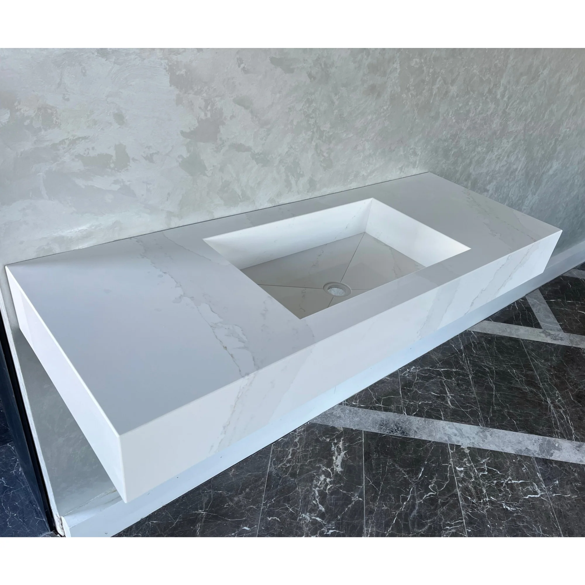 CUSTOM CALACATTA GOLD QUARTZ SINK (QU-041) - Image 8