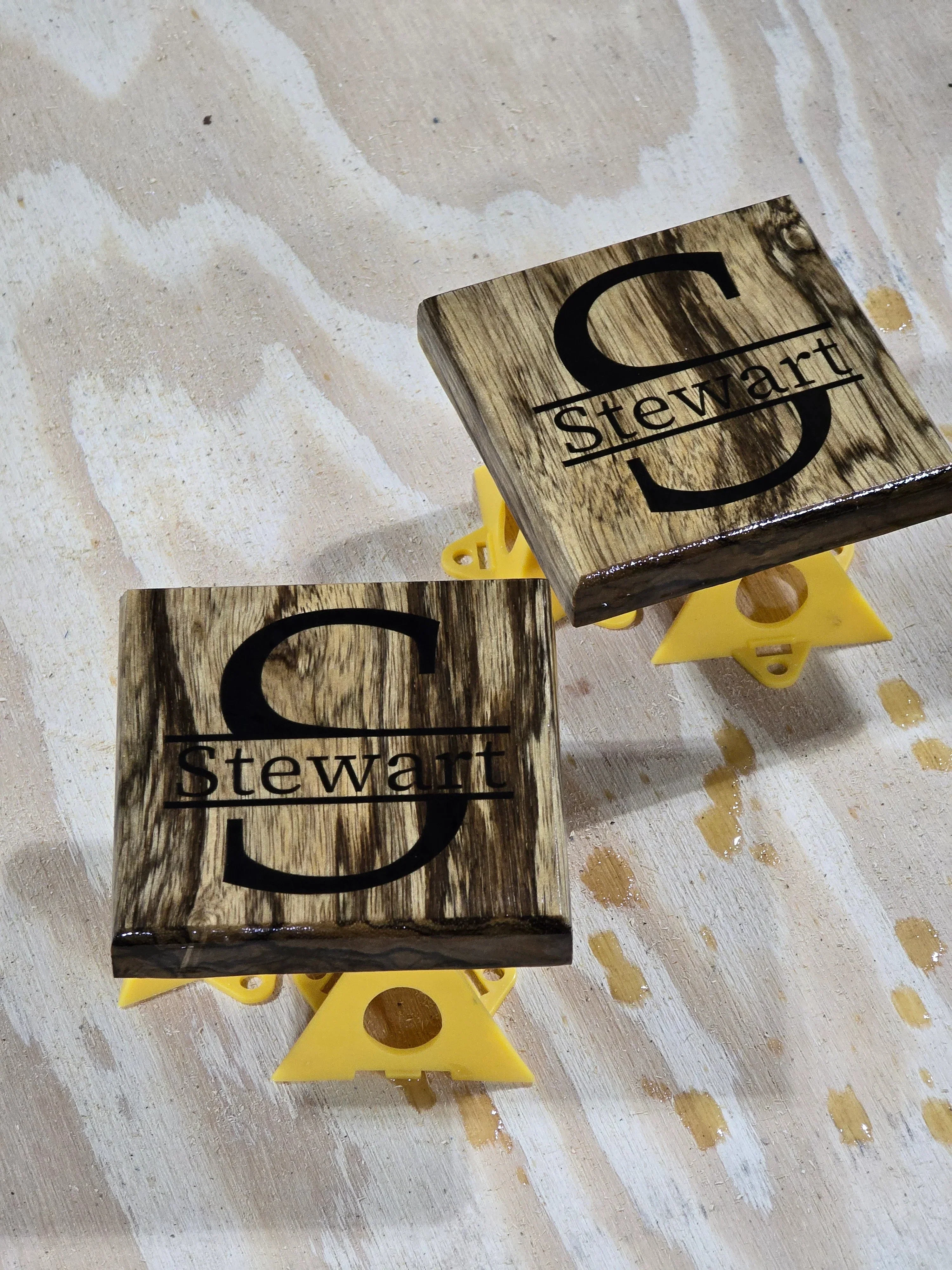 Customized coaster set. - Image 3