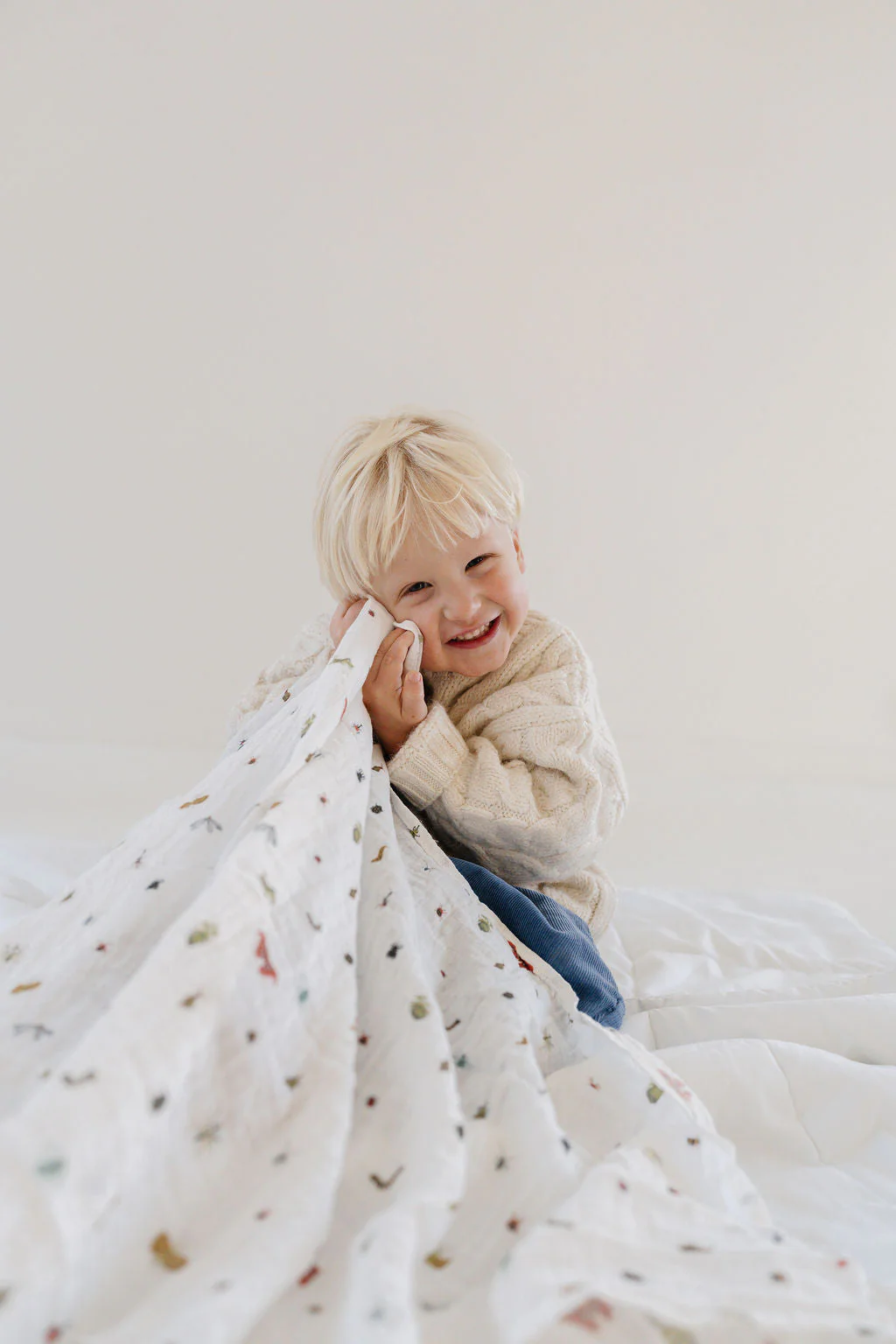 Cutie Crawlies Swaddle - Image 2