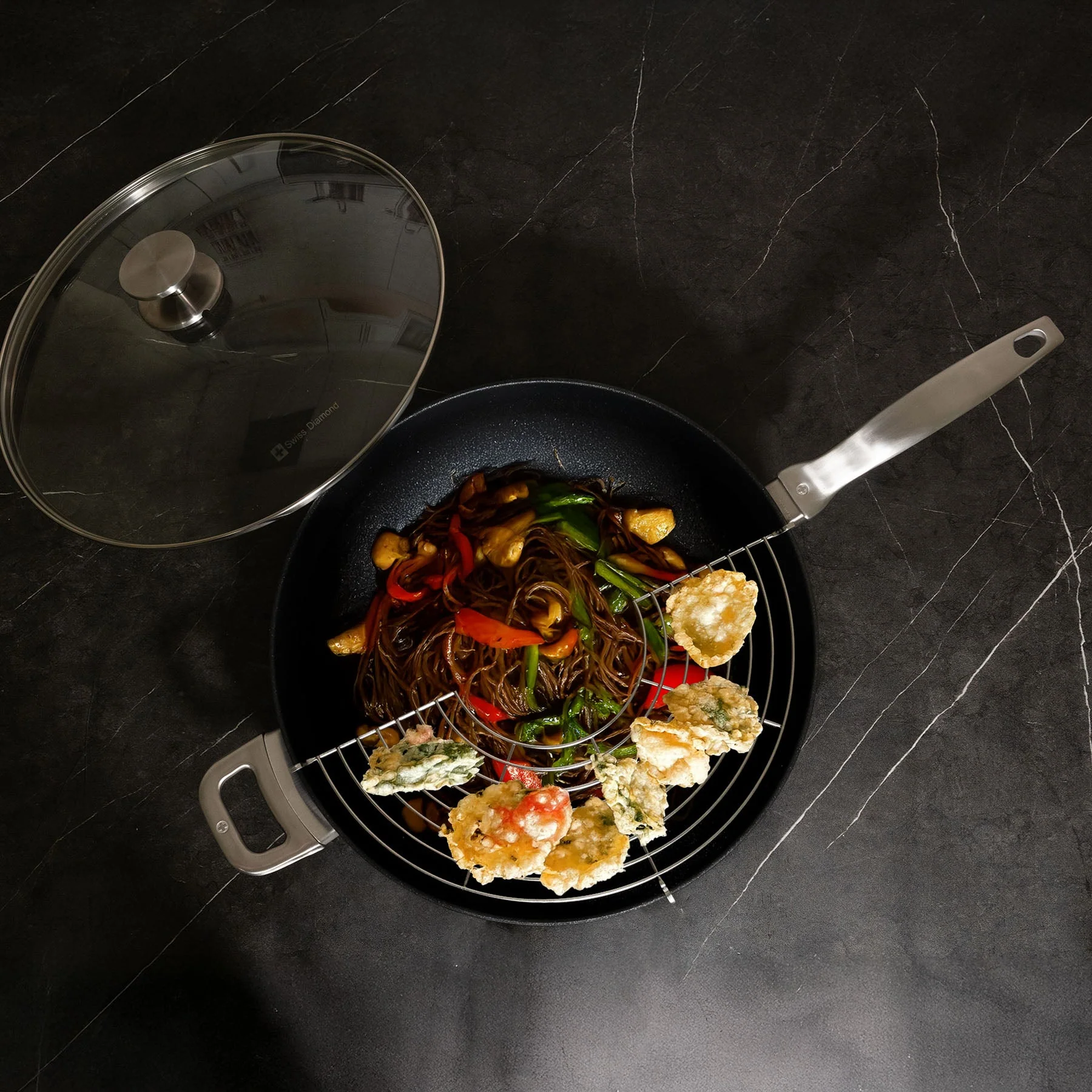 CXD DOU Ceramic Nonstick  Wok with Lid and Rack - 12.5" (32 cm), 5.3 QT (5 L) - Image 4