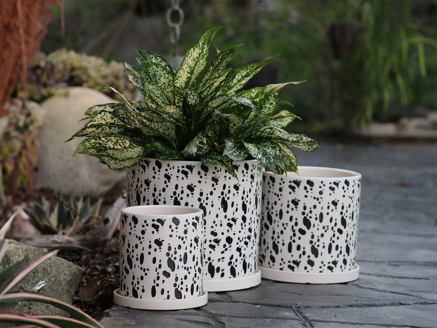 Cylinder Floral Stamped Planter By Plantatorem - Image 4