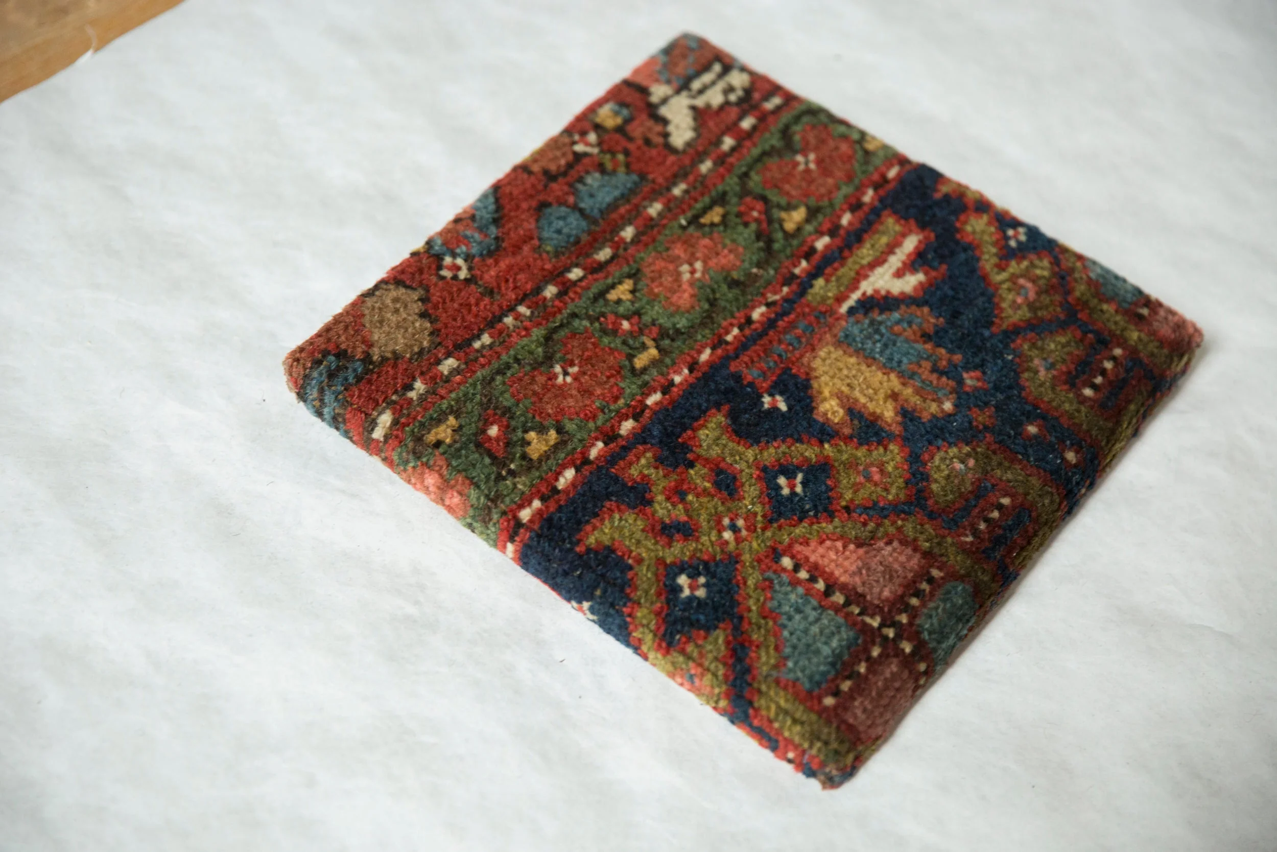 Decorative Kurdish Hamadan Rug Art - Image 3