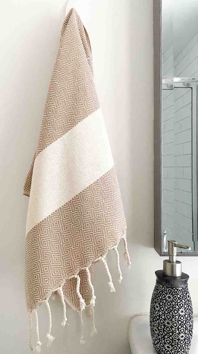 Diamond Hand Towel - Image 6