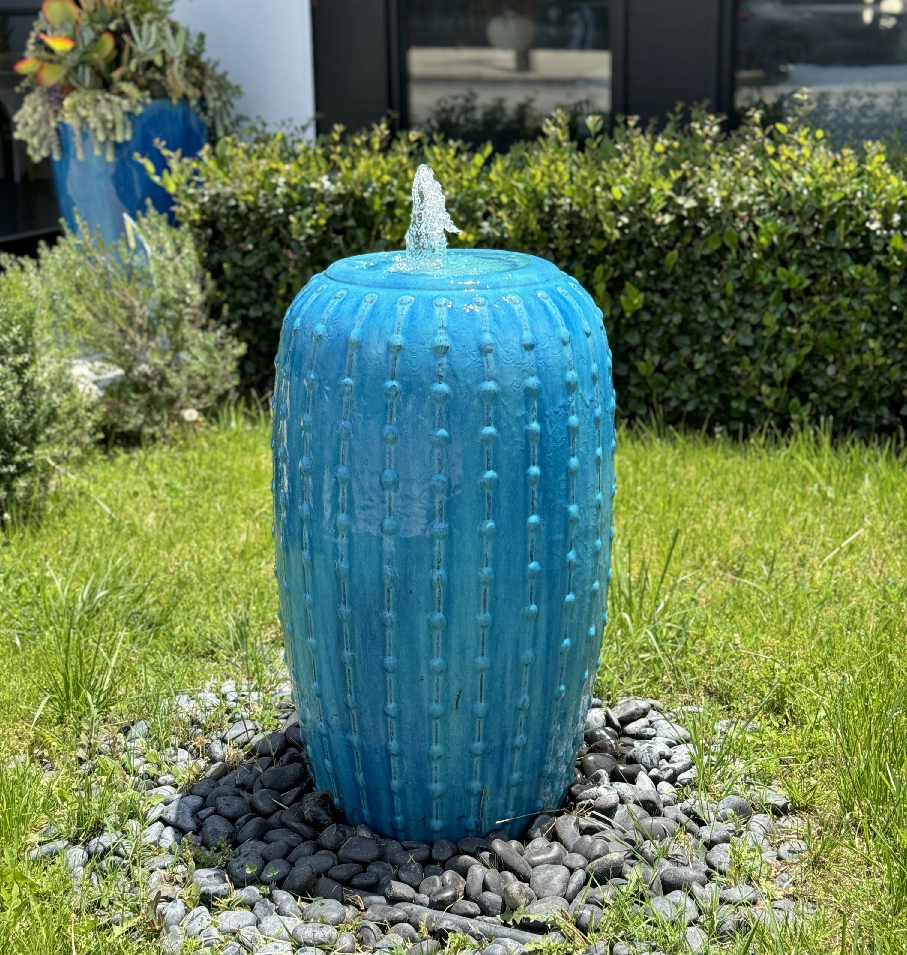 Diamond Jar Fountain By Plantatorem - Image 2