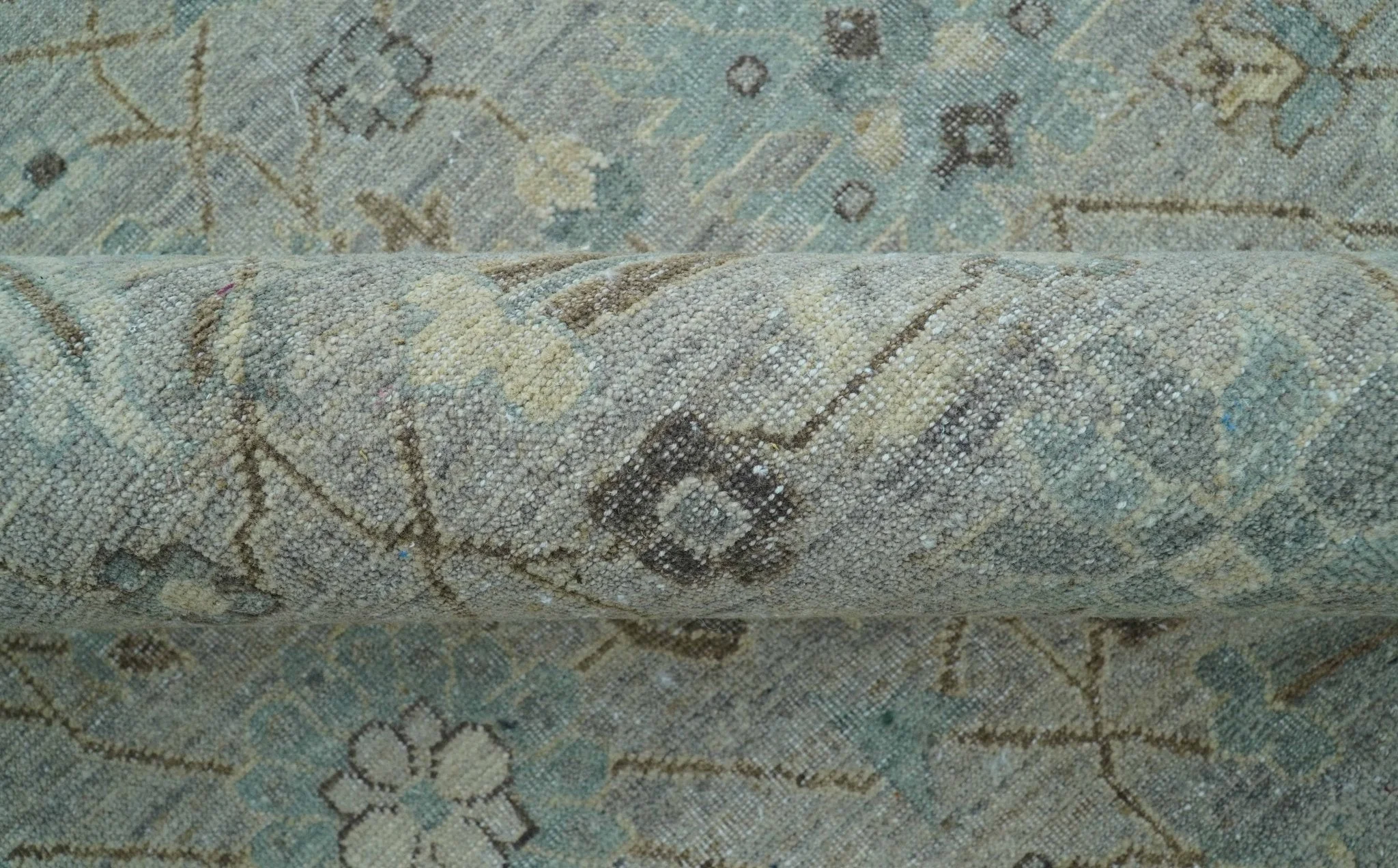 Distressed and Blue Silver Hand Knotted Traditional Wool Area Rug - Image 9