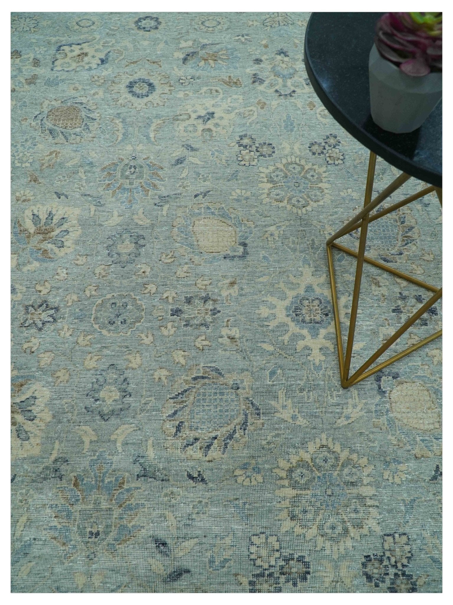 Distressed traditional And Beige Hand Knotted 10x14 Wool Area Rug - Image 3