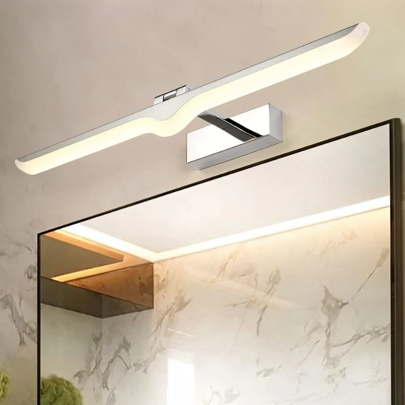 Eclov Wall Lamp - Image 3