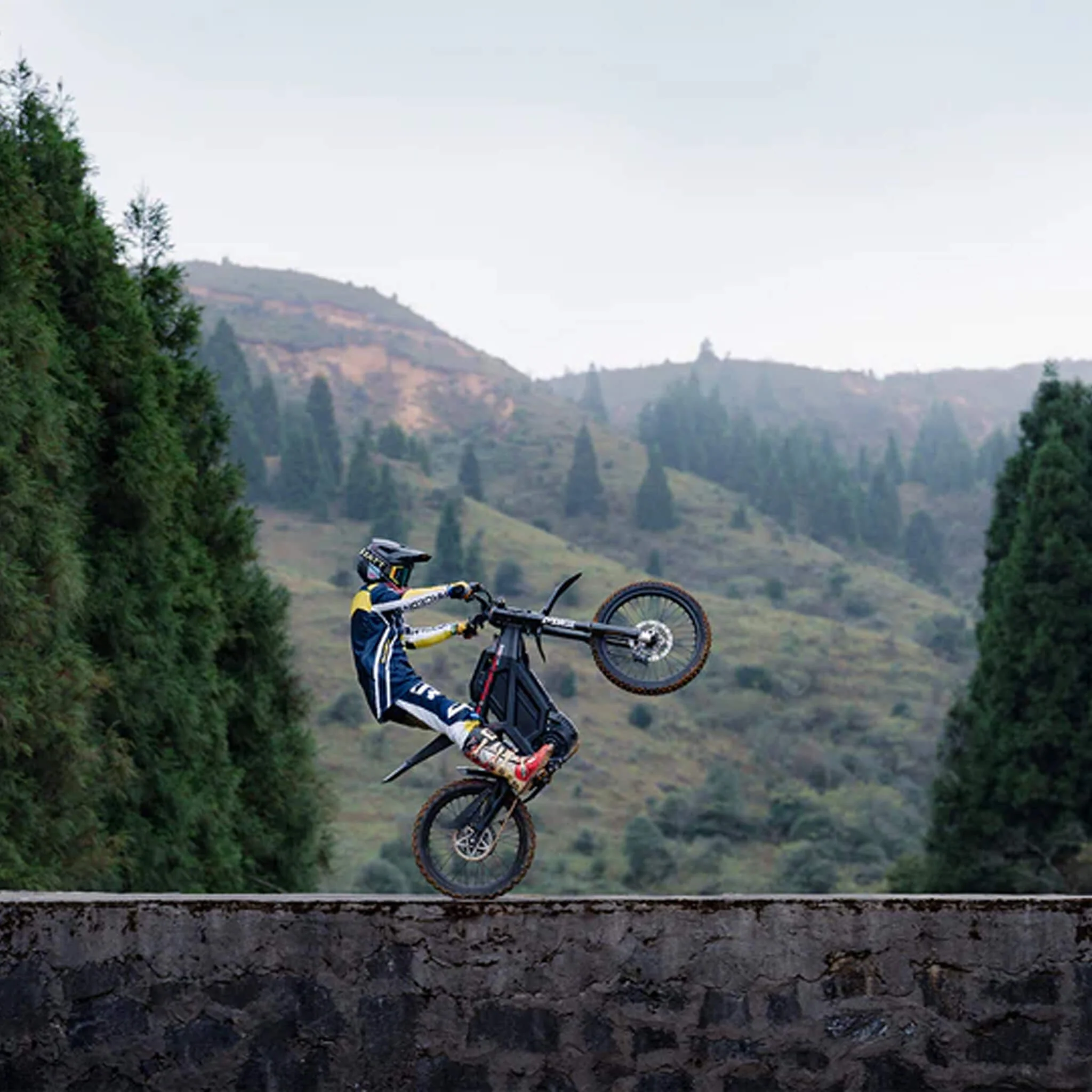 EKX M1 16.8KW 72V/50AH Premium Electric High-Strength Steel Pipe Off-Road Mountain Dirt Bike (SAK20957) - Image 10