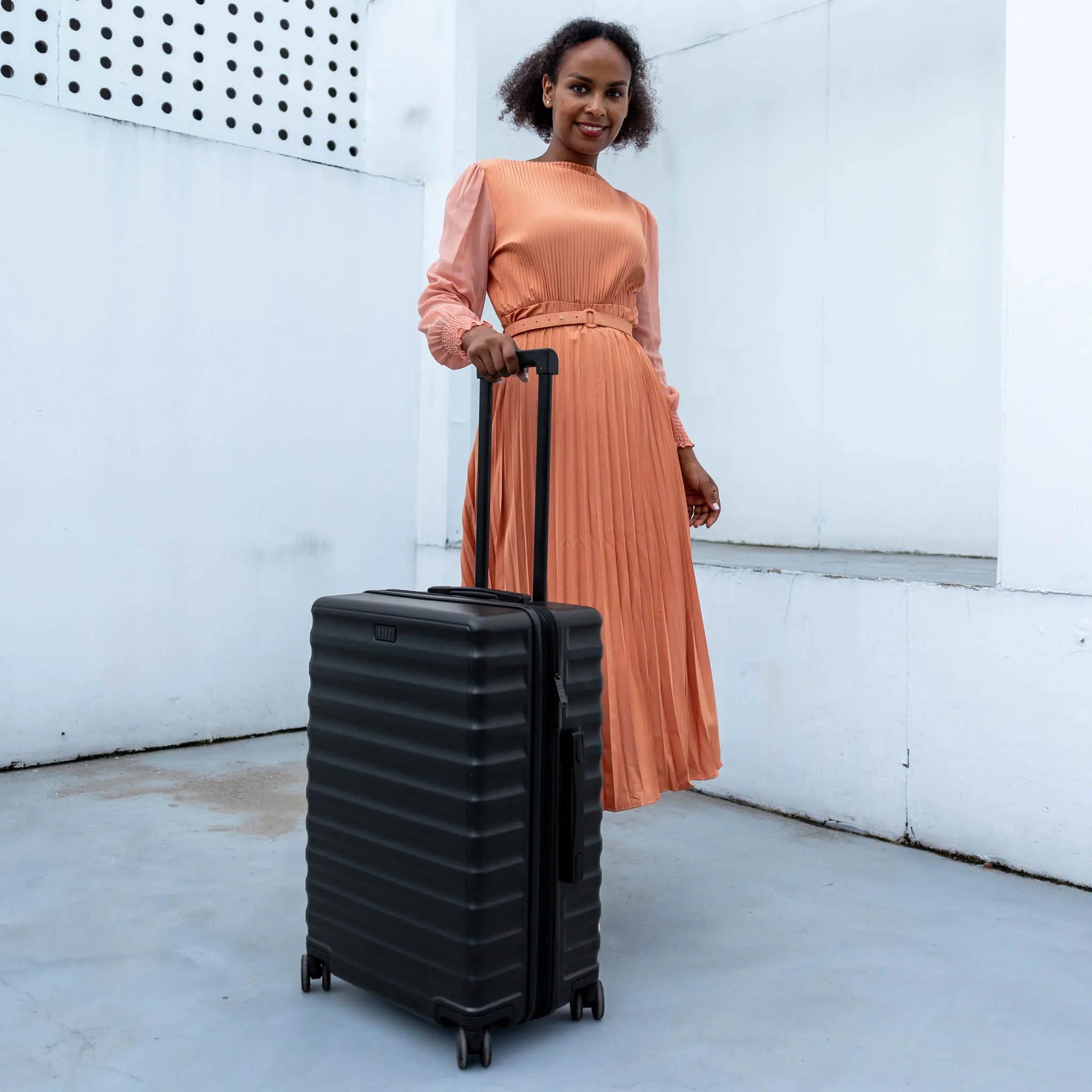 Excursion Chic Luggage Set - Image 22