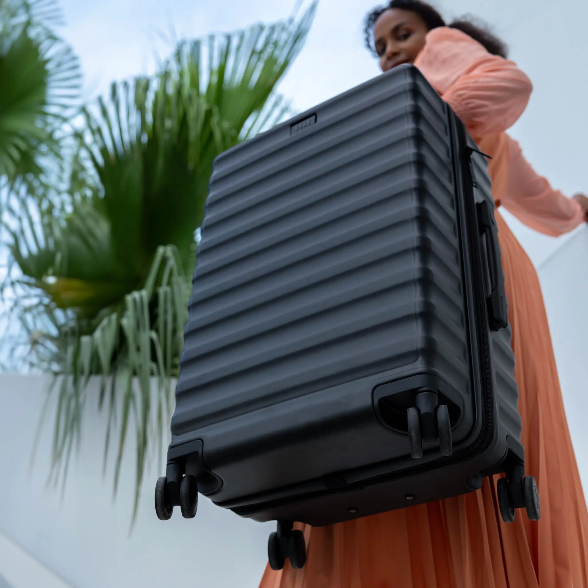 Excursion Chic Luggage Set - Image 23