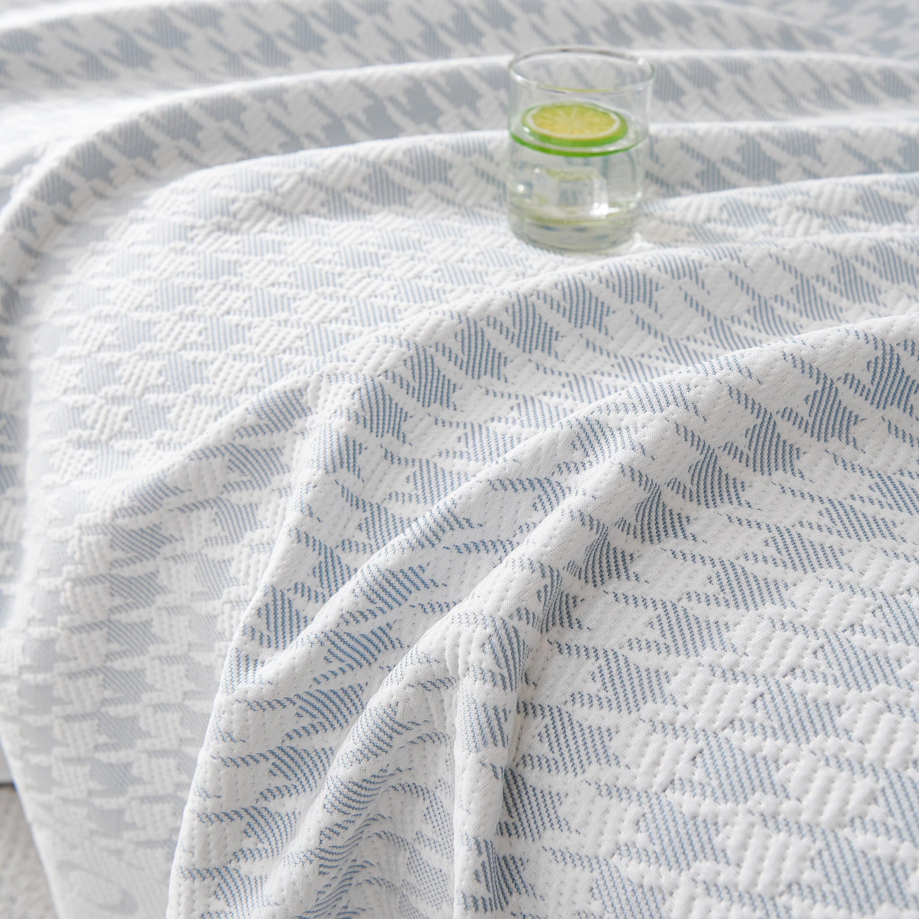 Fashion Couch Cover Blanket, Cooling Breathable Couch Cover Sofa Throw Cover X-Large Sofa Slipcover - Image 20