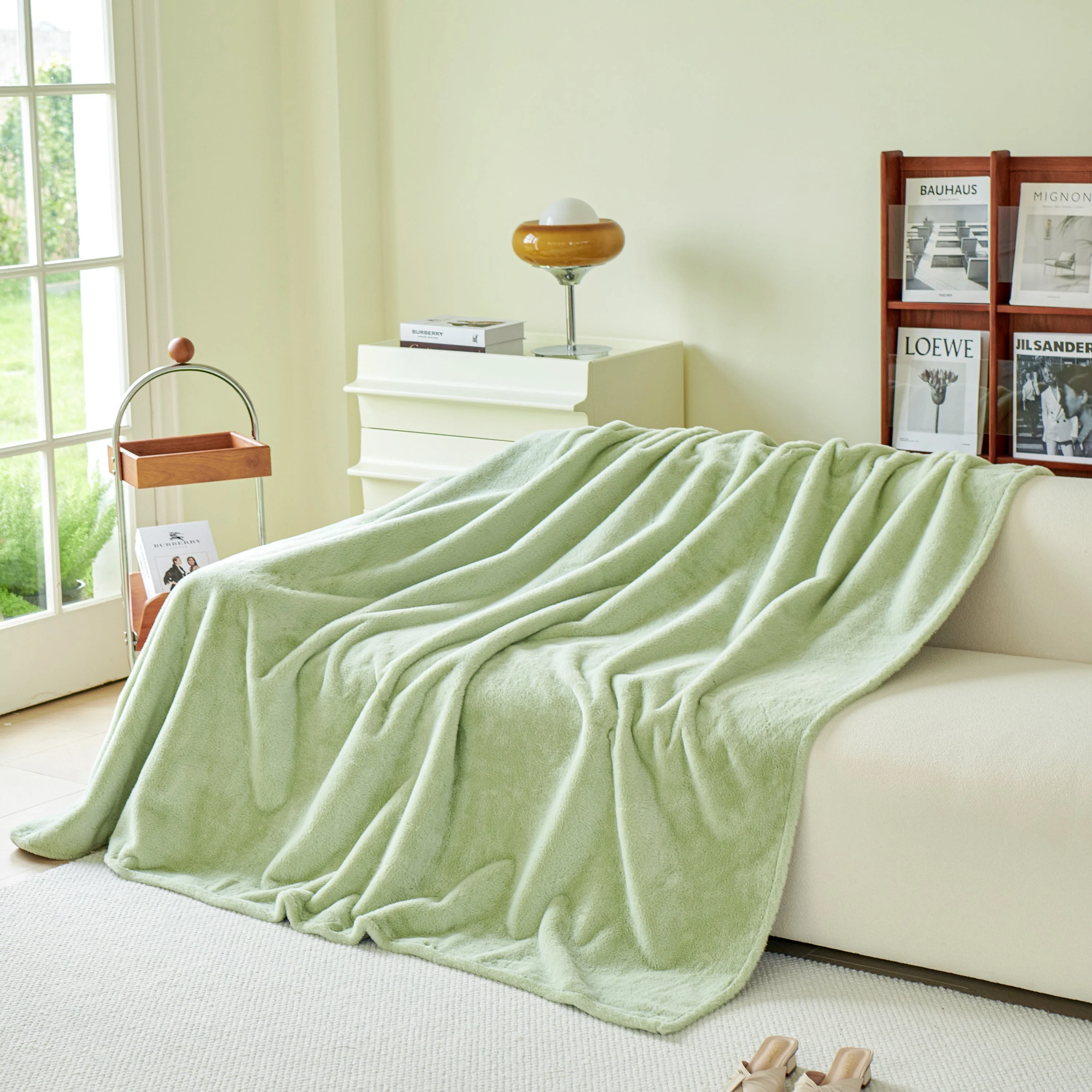 Faux Fur Smooth Plush Comfy Couch Covers, Soft Thicked Durable Blankets and Throws for Sofas - Image 136