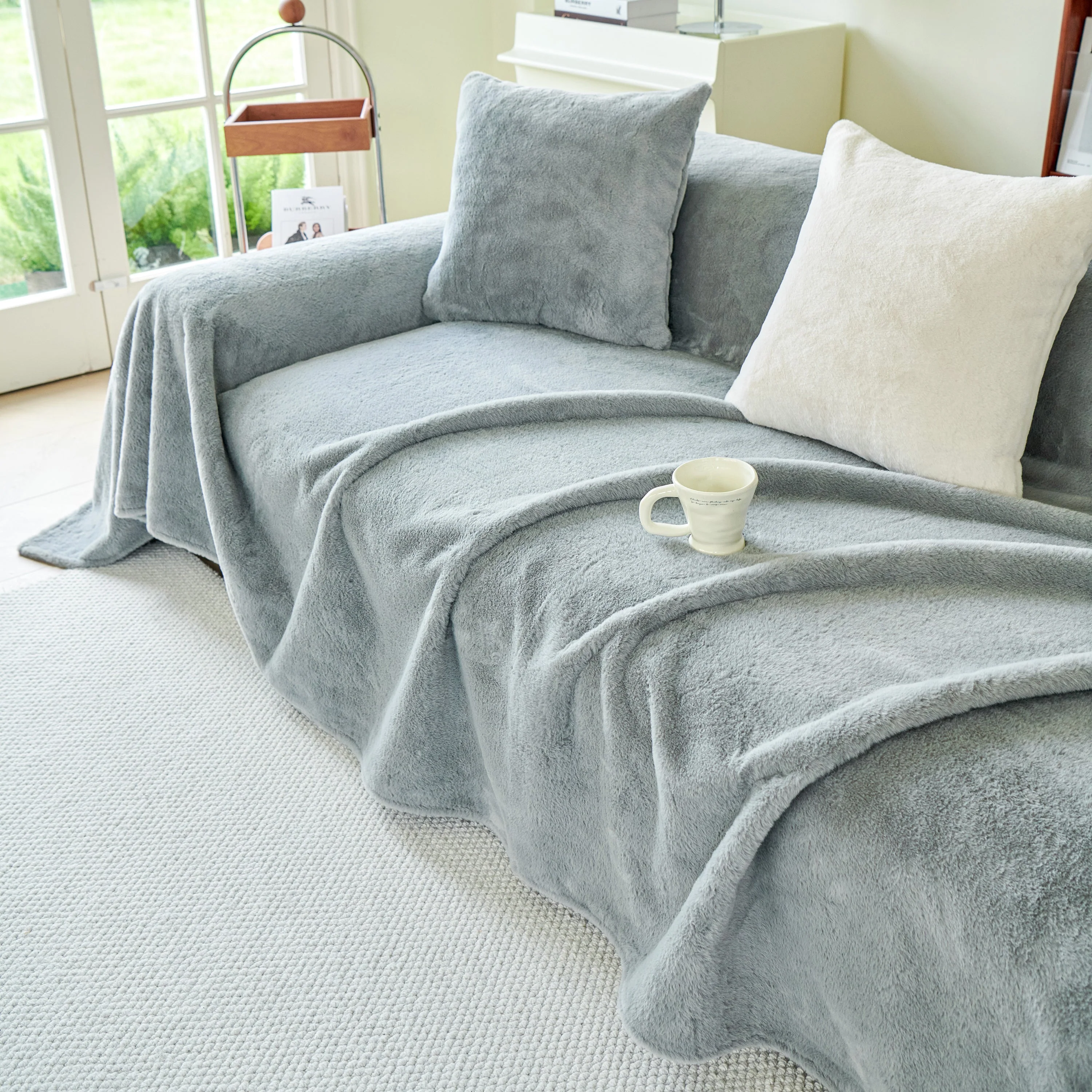 Faux Fur Smooth Plush Comfy Couch Covers, Soft Thicked Durable Blankets and Throws for Sofas - Image 21
