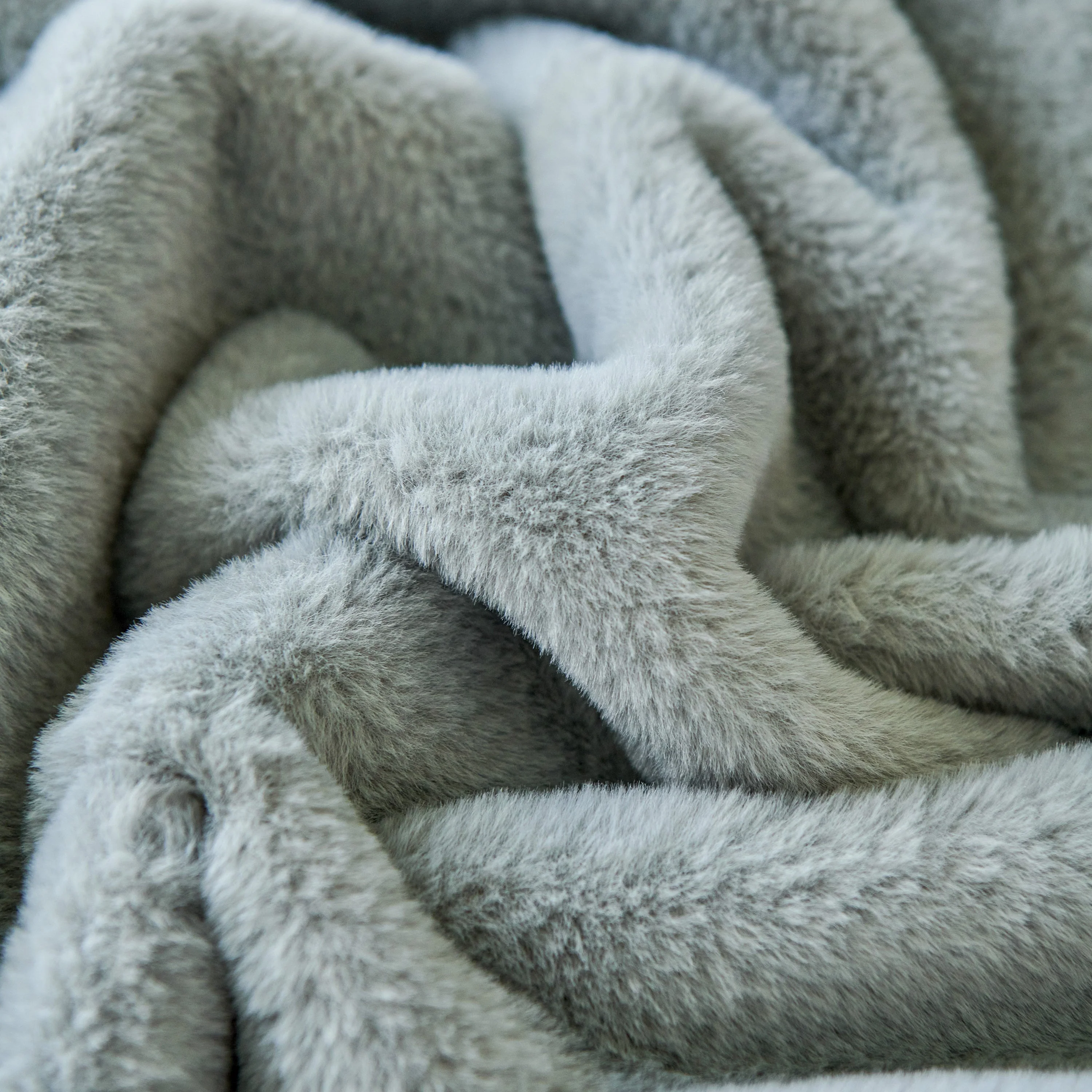 Faux Fur Smooth Plush Comfy Couch Covers, Soft Thicked Durable Blankets and Throws for Sofas - Image 6