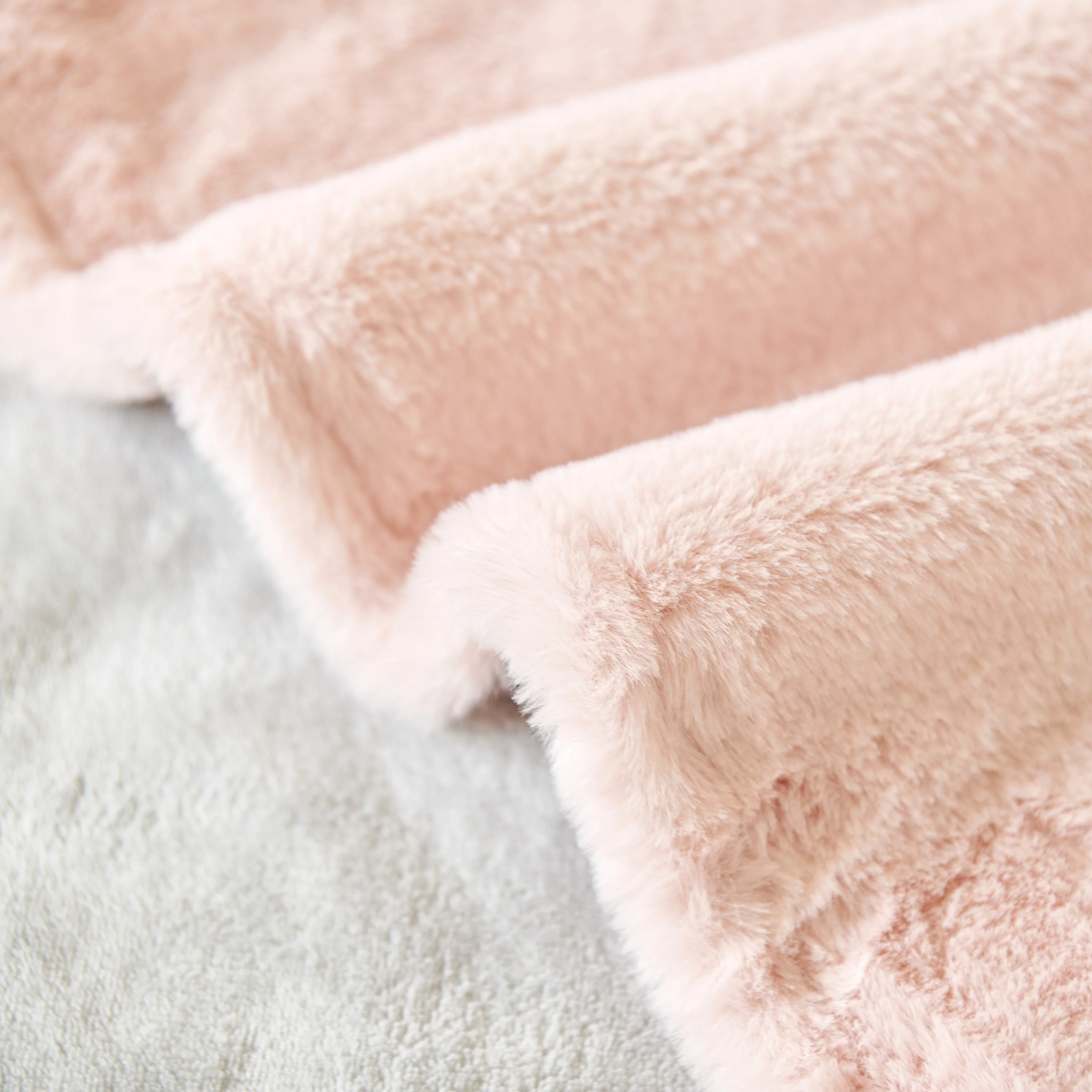 Faux Fur Smooth Plush Comfy Couch Covers, Soft Thicked Durable Blankets and Throws for Sofas - Image 70