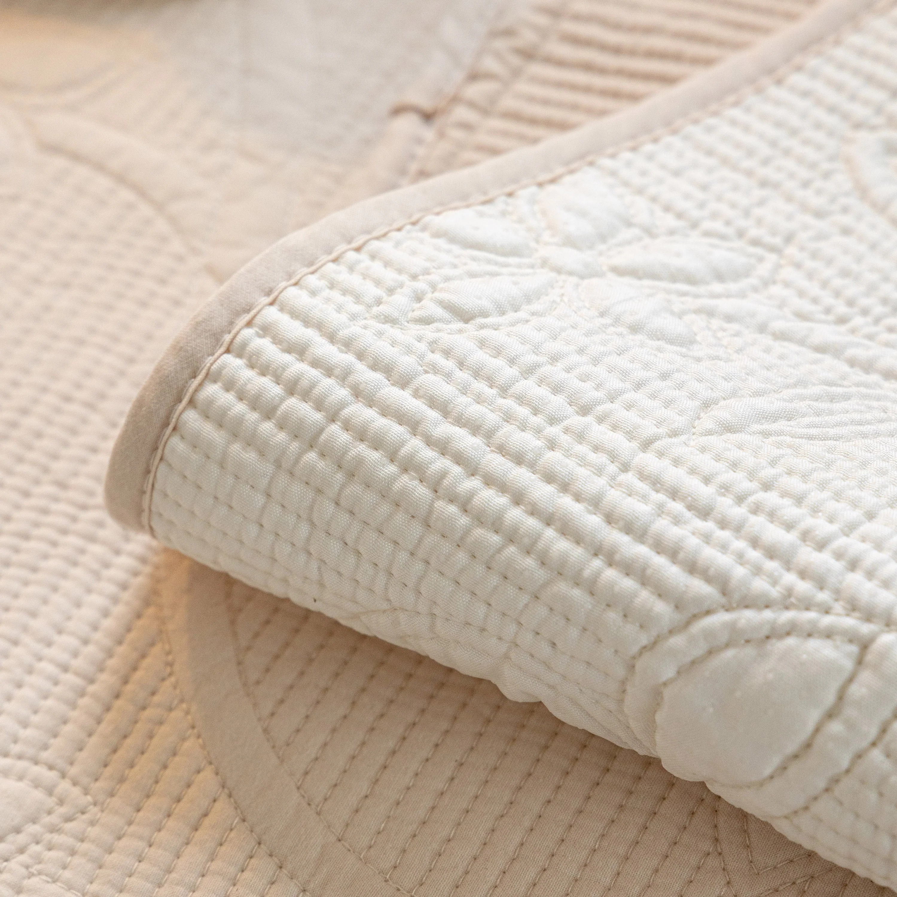 Floral Cotton Quilted Sofa Cover, Non-Slip Couch Protector with Scalloped Edges - Image 50