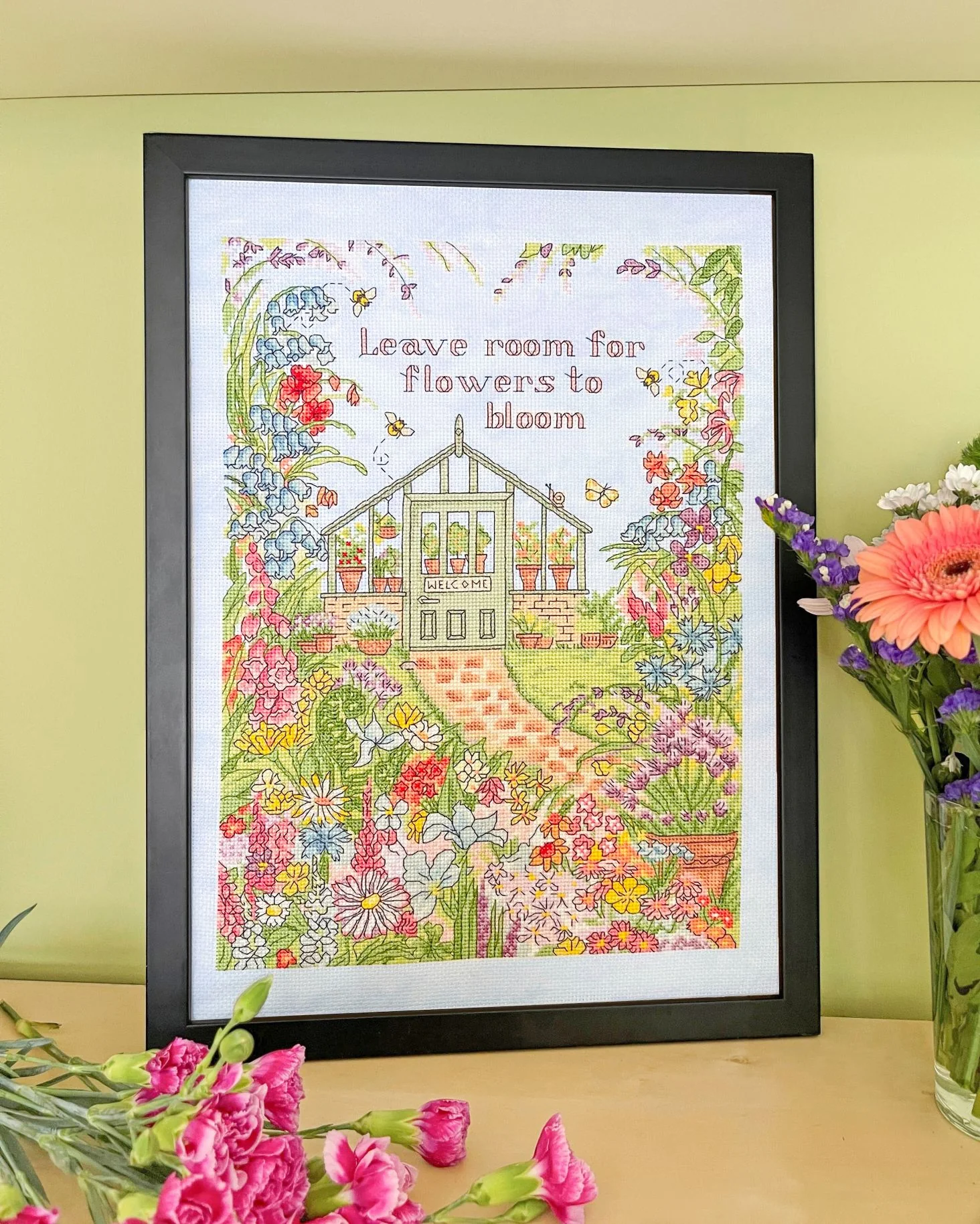Flowers In Bloom XAL16 Counted Cross Stitch Kit - Image 2