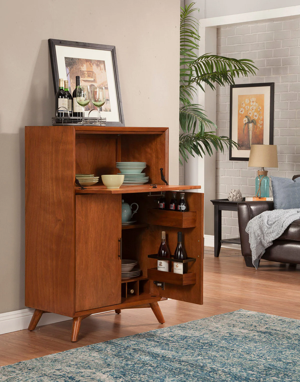 Flynn Large Bar Cabinet, Chestnut - Image 3