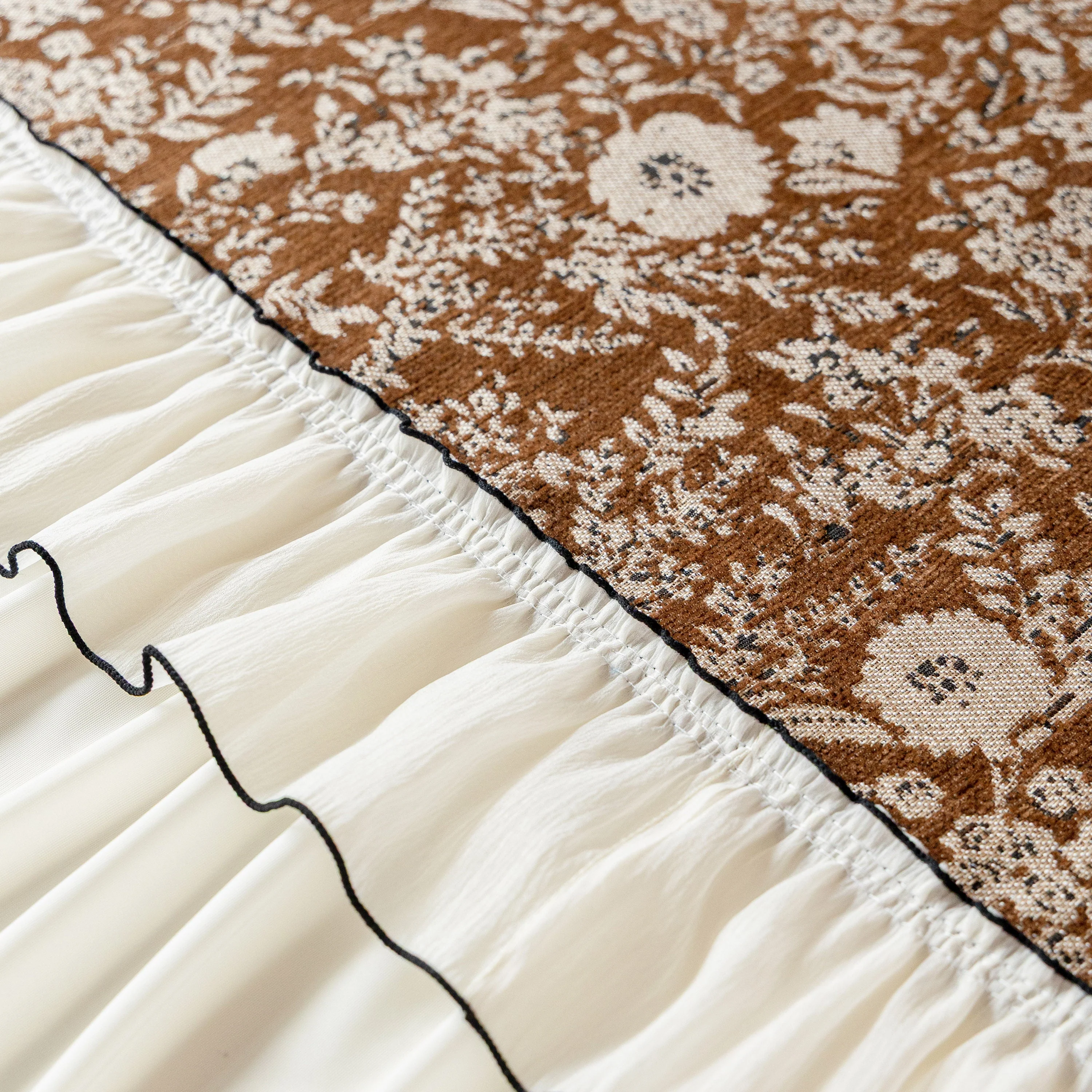 French Country Floral Sofa Cover with Chiffon Ruffle Skirt, Vintage Sofa Throw Cover - Image 15