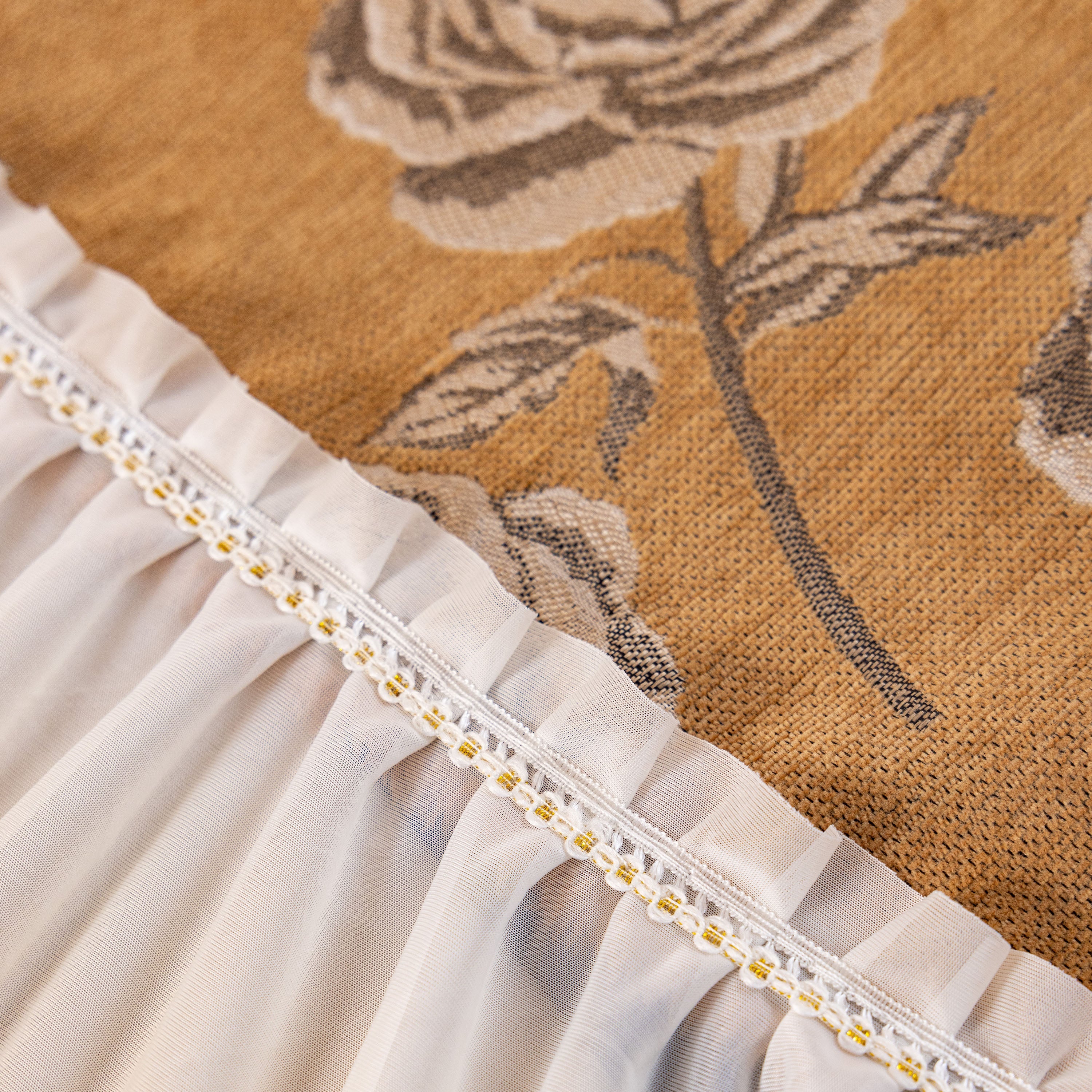 French Country Floral Sofa Cover with Ruffled Skirt, Farmhouse Decor for Living Room - Image 25