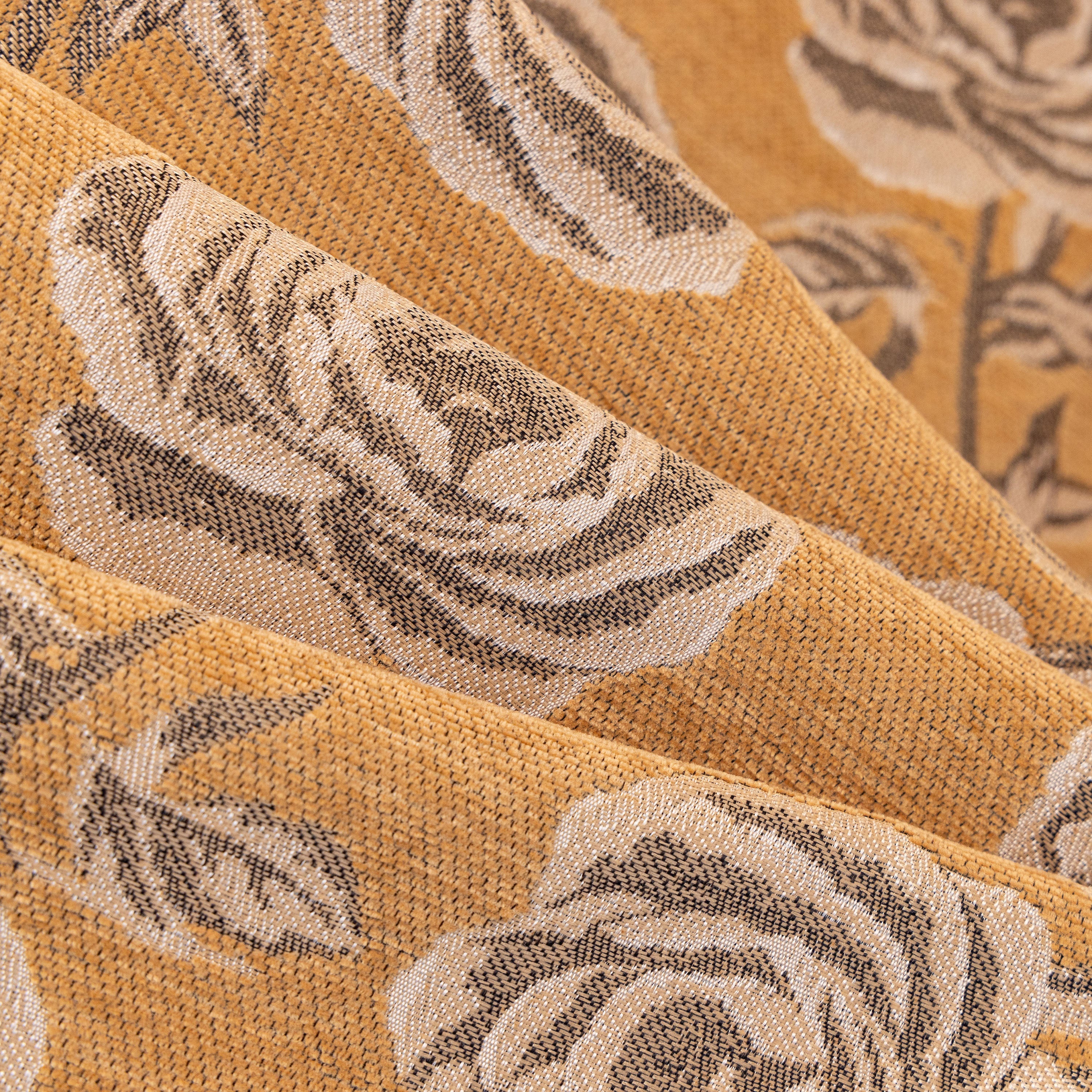 French Country Floral Sofa Cover with Ruffled Skirt, Farmhouse Decor for Living Room - Image 27