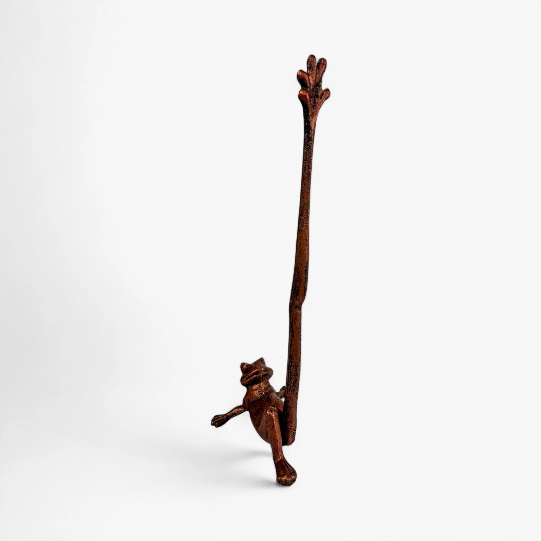 Frog Paper Towel Holder Weathered Copper Cast Iron Decor - Image 4