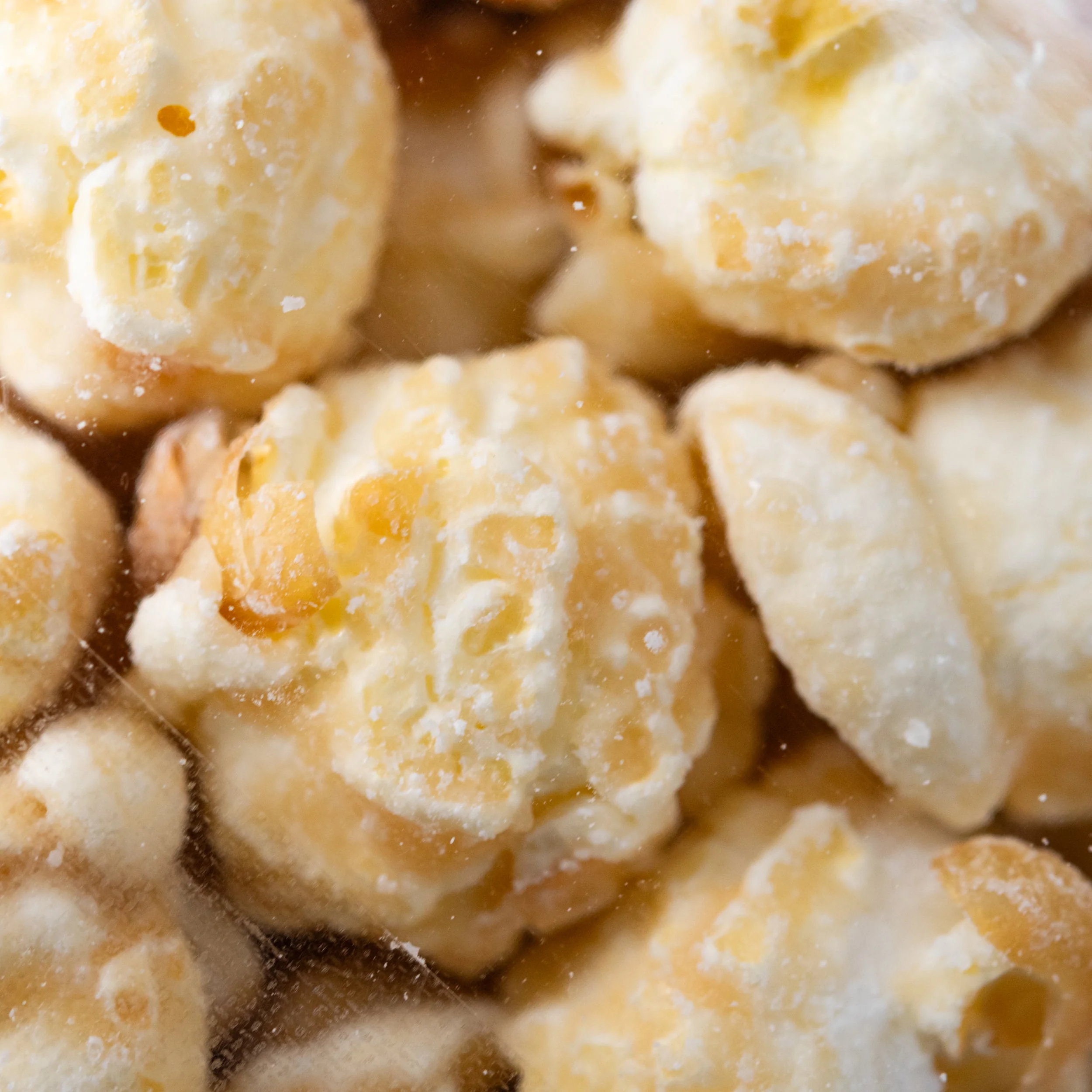 Frosted Cinnamon Roll Popcorn | 8 oz | Pack of 2 | HR Poppin' Snacks - Image 4