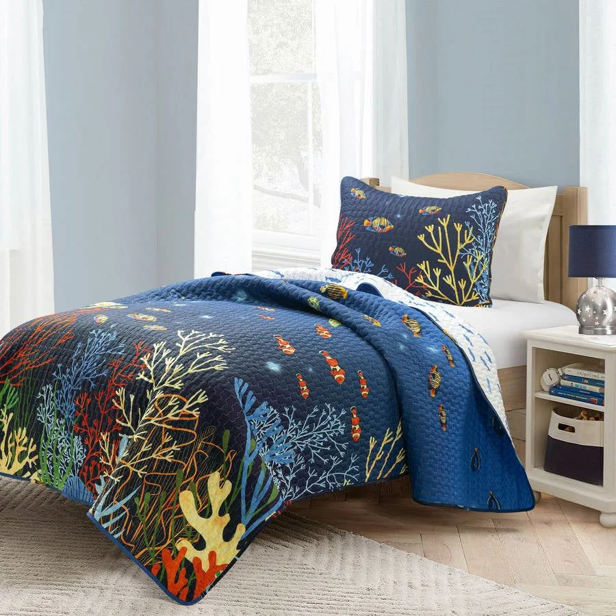 Full/Queen 3 Piece Ocean Navy Blue Clown Fish Coral Reef Reversible Quilt Set - Image 2