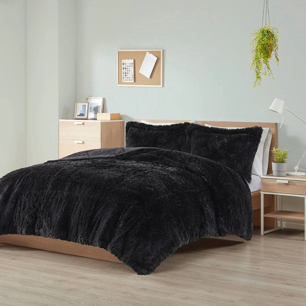 Full/Queen Black Soft Sherpa Faux Fur 3-Piece Comforter Set with Pillow Shams - Image 3