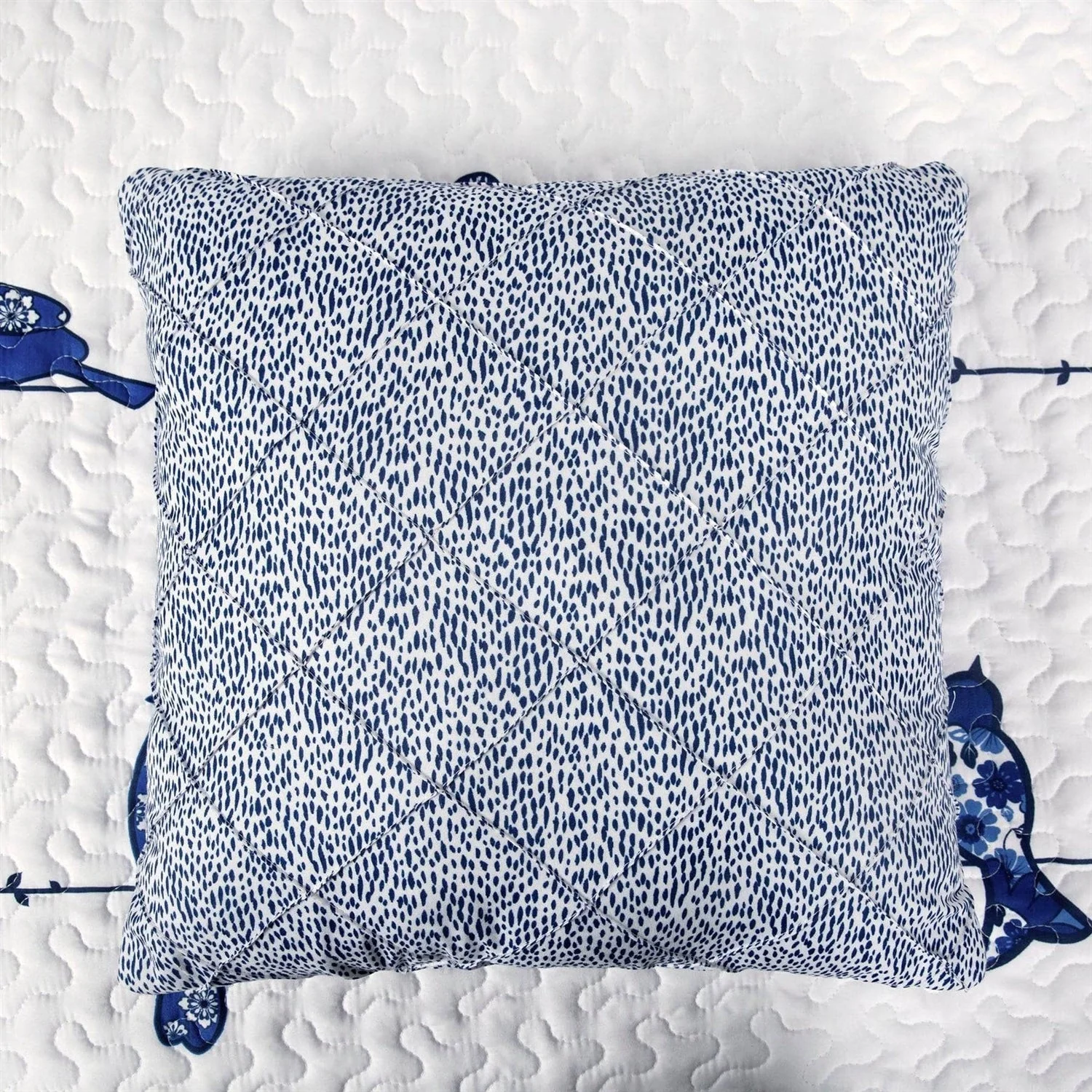 Full/Queen Blue White Navy Floral Birds On Wire Lightweight 7 Piece Quilt Set - Image 4
