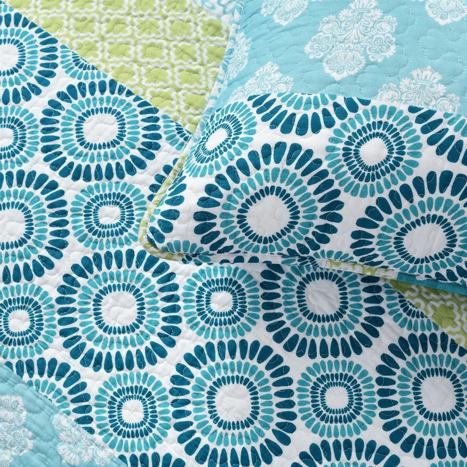 Full/Queen Cotton 3 Piece Reversible Blue White Green Floral Damask Quilt Set - Image 2