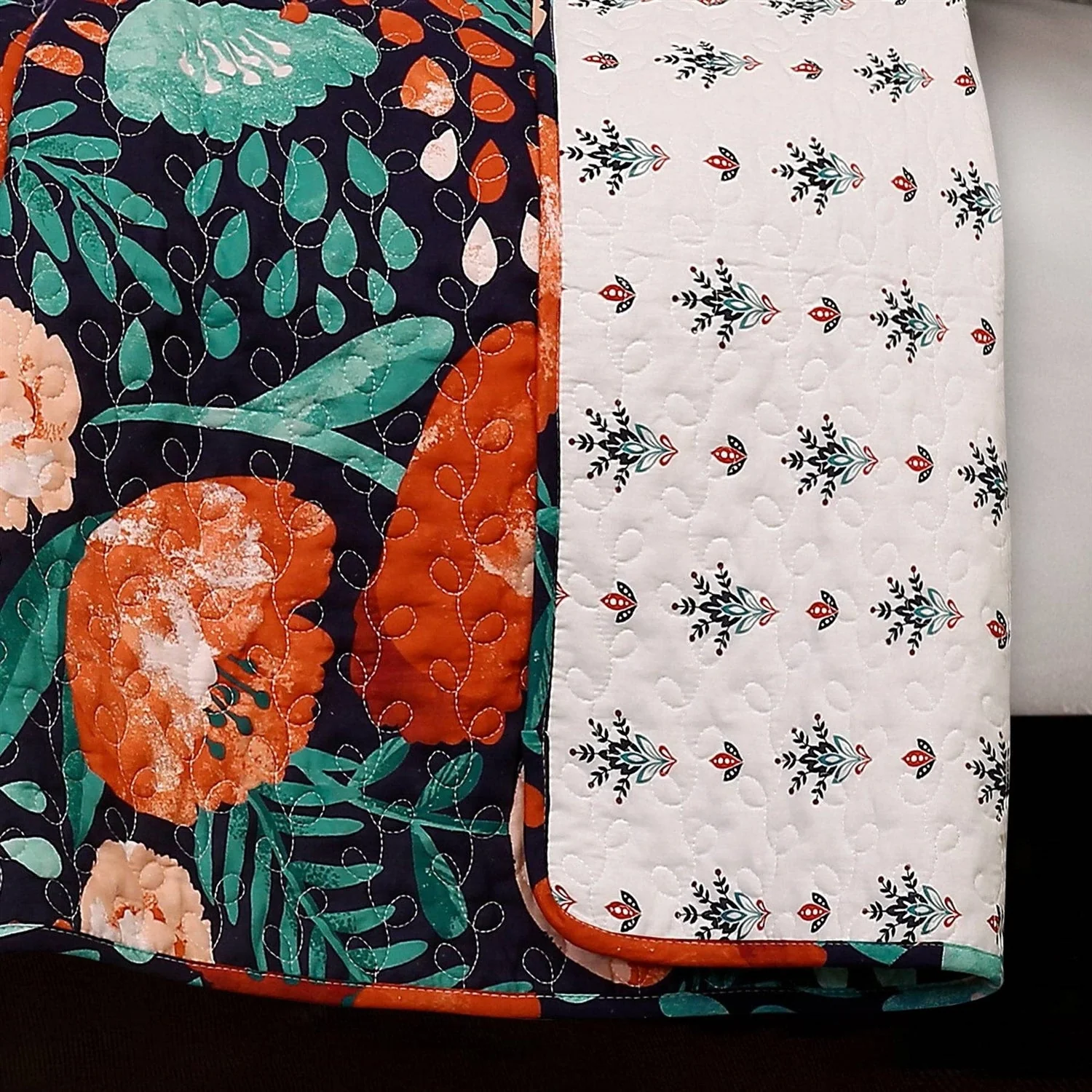Full/Queen Floral Red Poppy Navy Teal Lightweight 3 Piece Cotton Quilt Set - Image 4