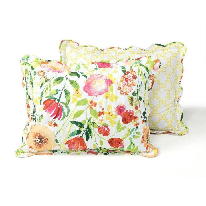 Full/Queen Lightweight Polyester Scalloped Edges Floral Quilt Set - Image 4