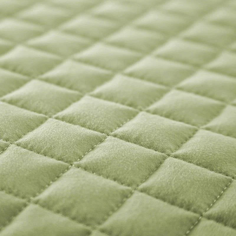 Full/Queen Lightweight Sage Ultra Soft 3-Piece Microfiber Quilt Set - Image 4