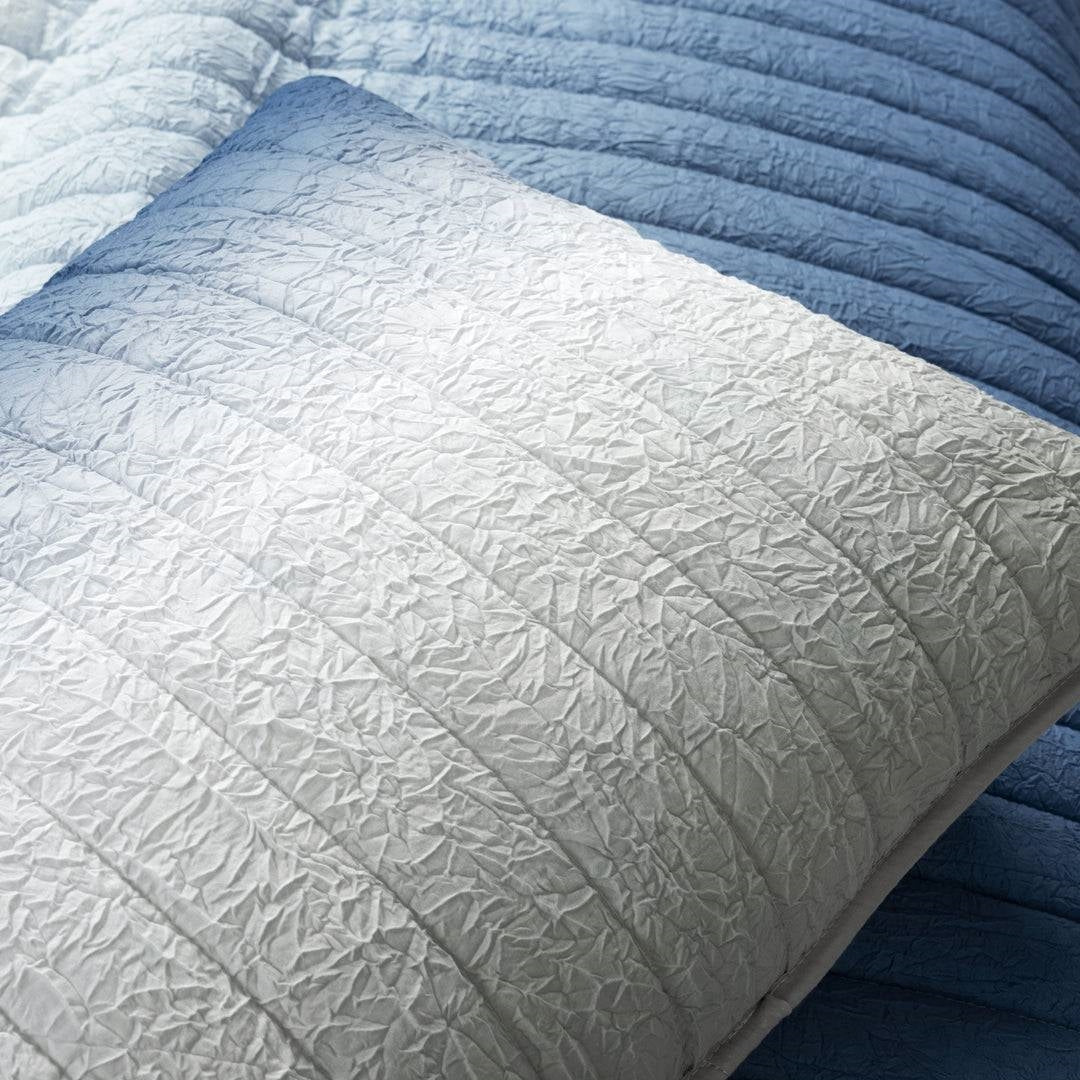 Full/Queen Navy Blue Grey Lightweight Wrinkle Fabric 3 Piece Quilt Set - Image 3