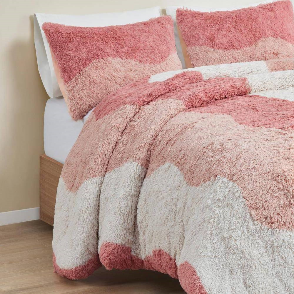 Full/Queen Pink Blush White Reversible Soft Sherpa Faux Fur 3-PC Comforter Set - Image 3