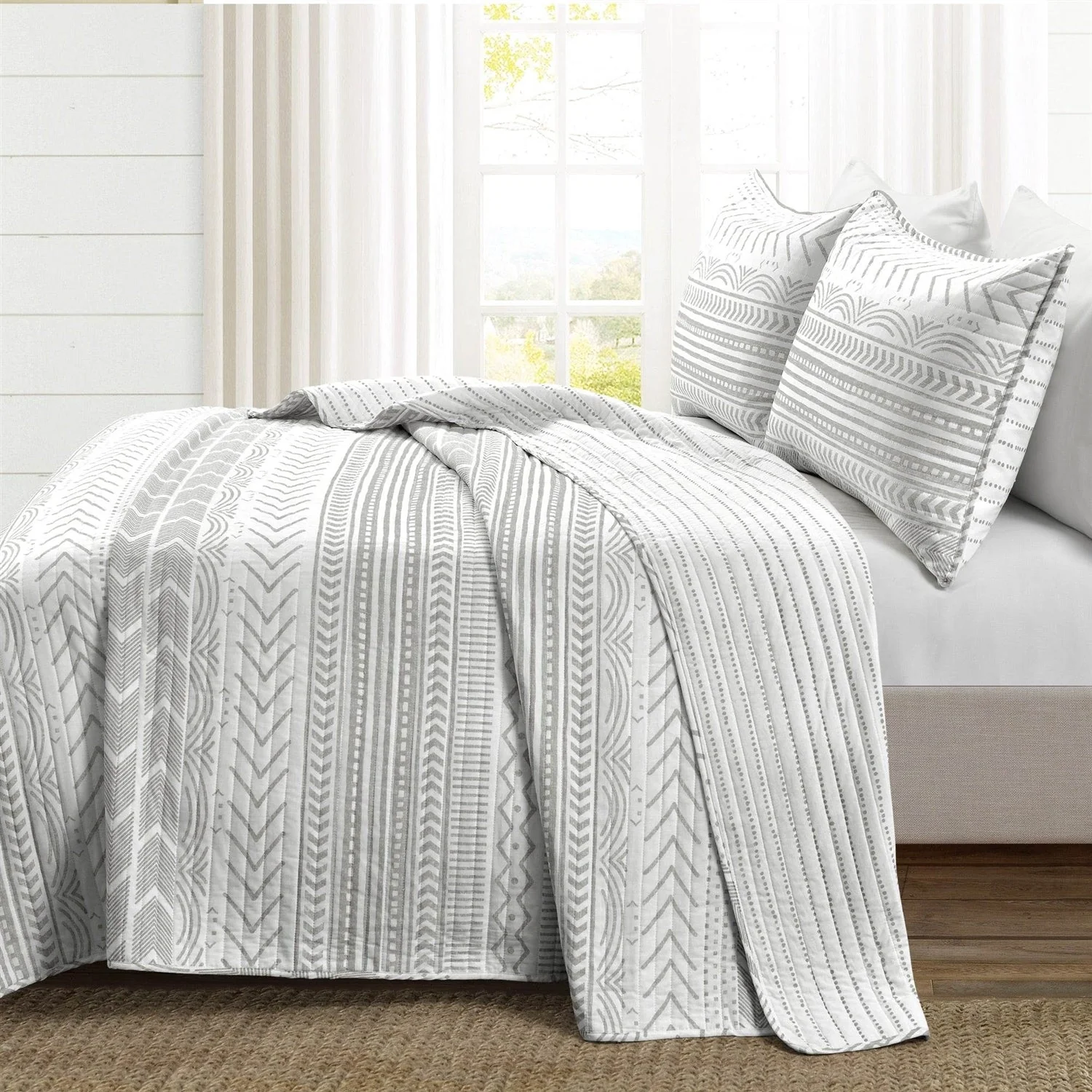 Full/Queen Scandinavian Chevron Grey White Reversible Cotton Quilt Set - Image 2