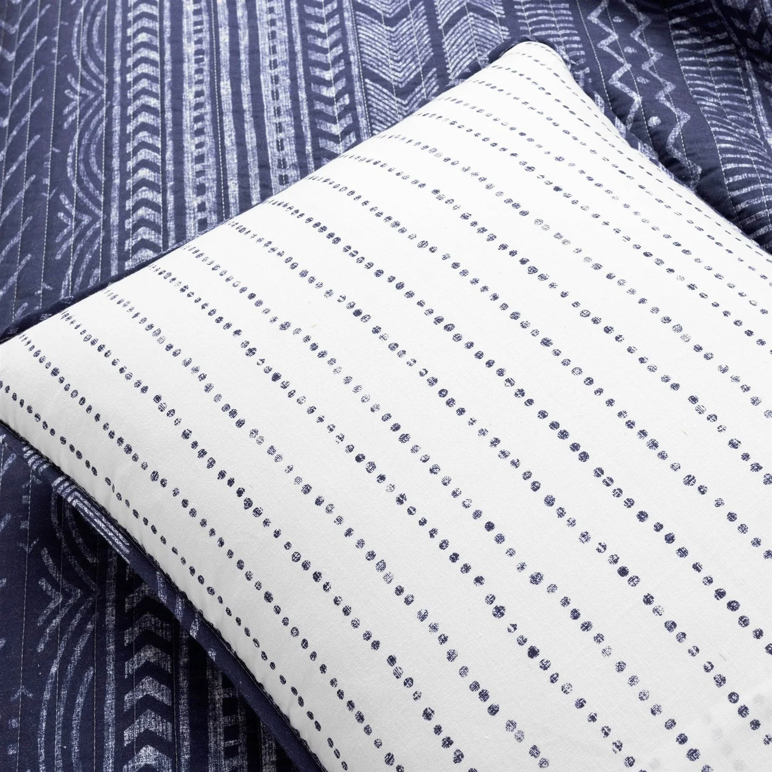 Full/Queen Scandinavian Chevron Navy Blue White Reversible Cotton Quilt Set - Image 4