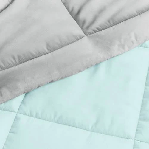 Full/Queen size 3-Piece Microfiber Reversible Comforter Set Aqua Blue and Grey - Image 5