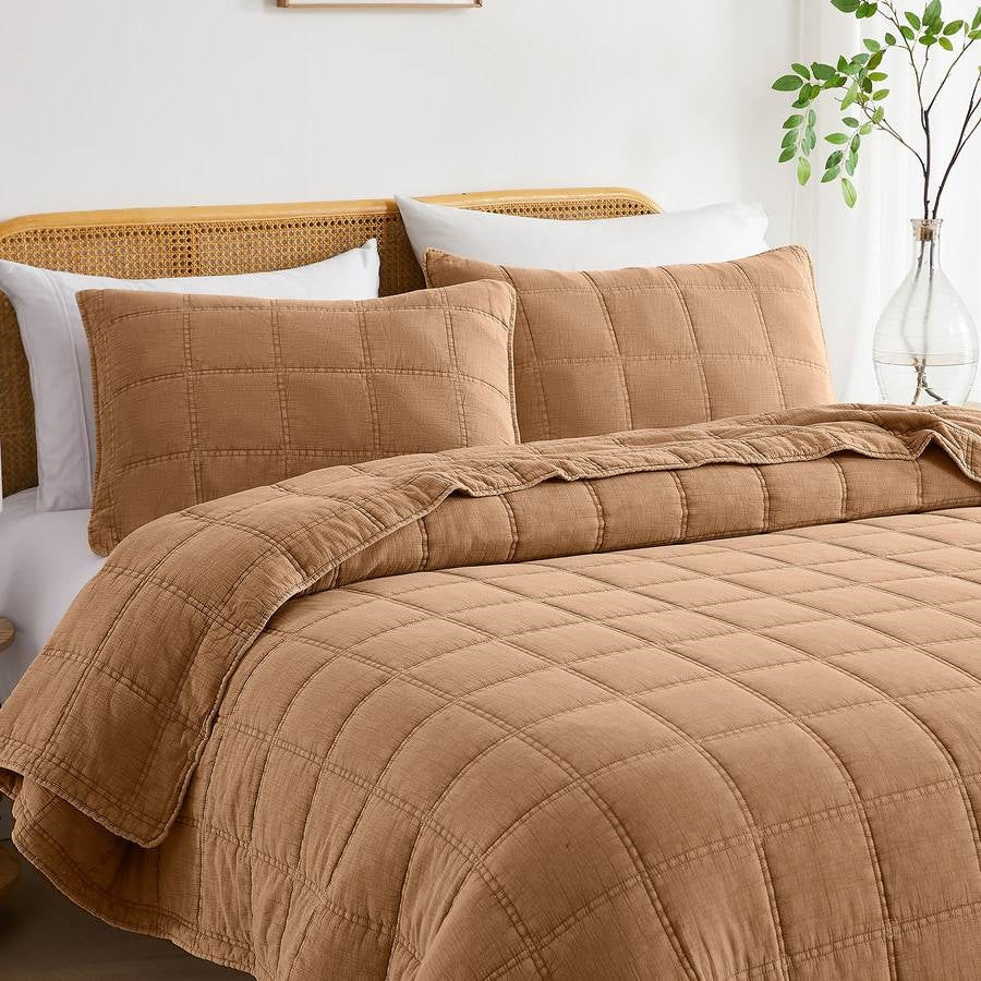 Full/Queen Size 3-Piece Taupe Brown Sienna Faded Stone Washed Cotton Quilt Set - Image 2