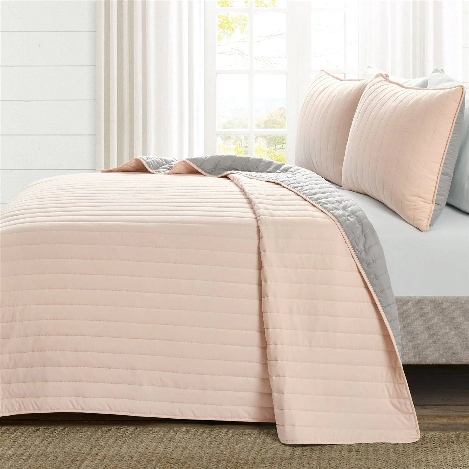 Full/Queen Soft Reversible Lightweight Quilt Set in Rose Blush Pink and Grey - Image 3