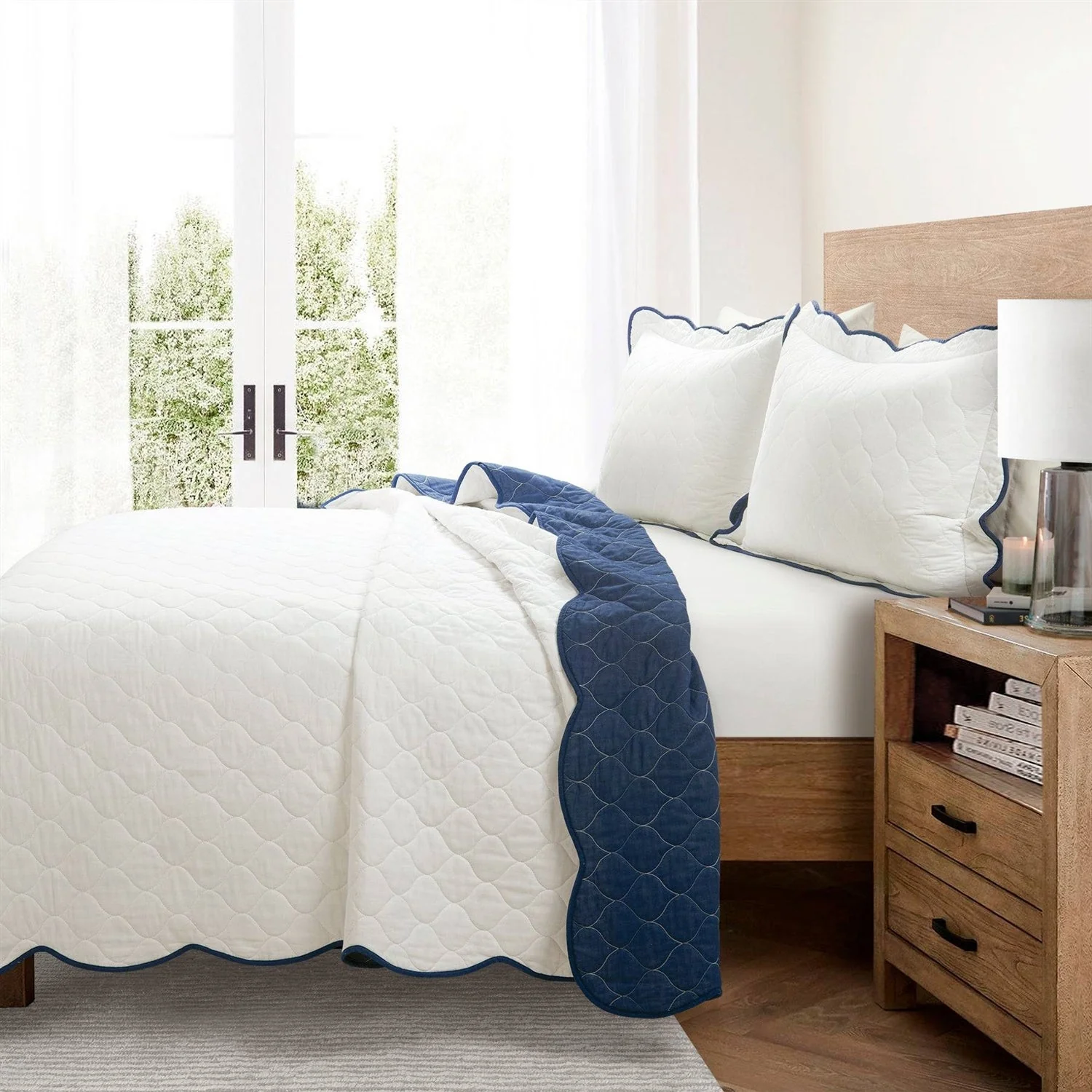 Full/Queen White Navy Scalloped Edge Reversible Thin Light Quilt Set - Image 3