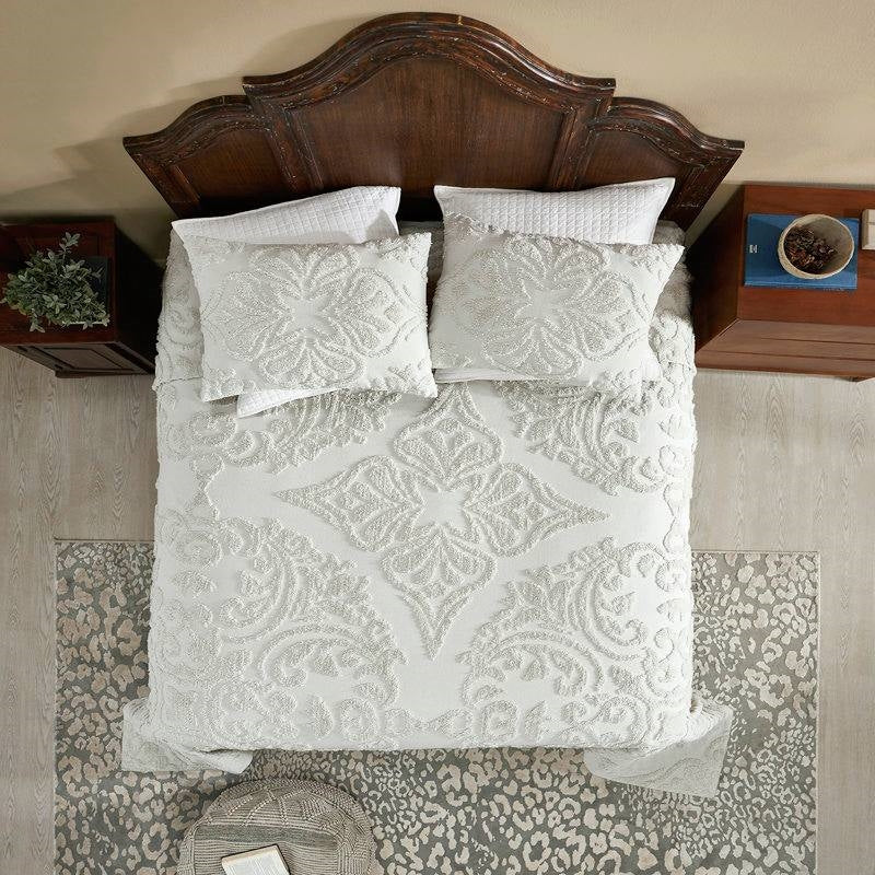 Full Size 100-Percent Cotton Chenille 3-Piece Coverlet Bedspread Set in Ivory - Image 3