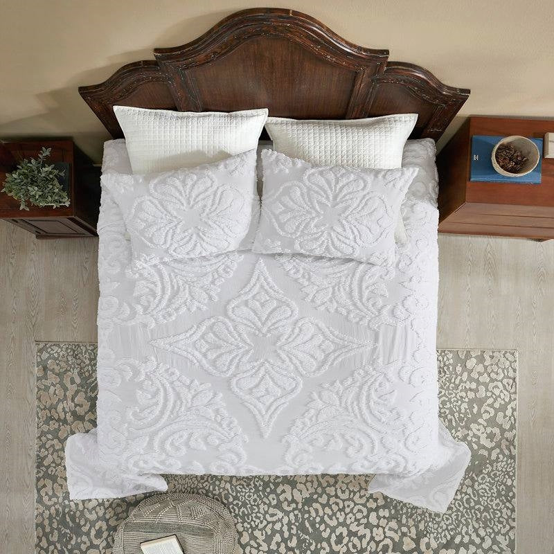 Full Size 100-Percent Cotton Chenille 3-Piece Coverlet Bedspread Set in White - Image 3