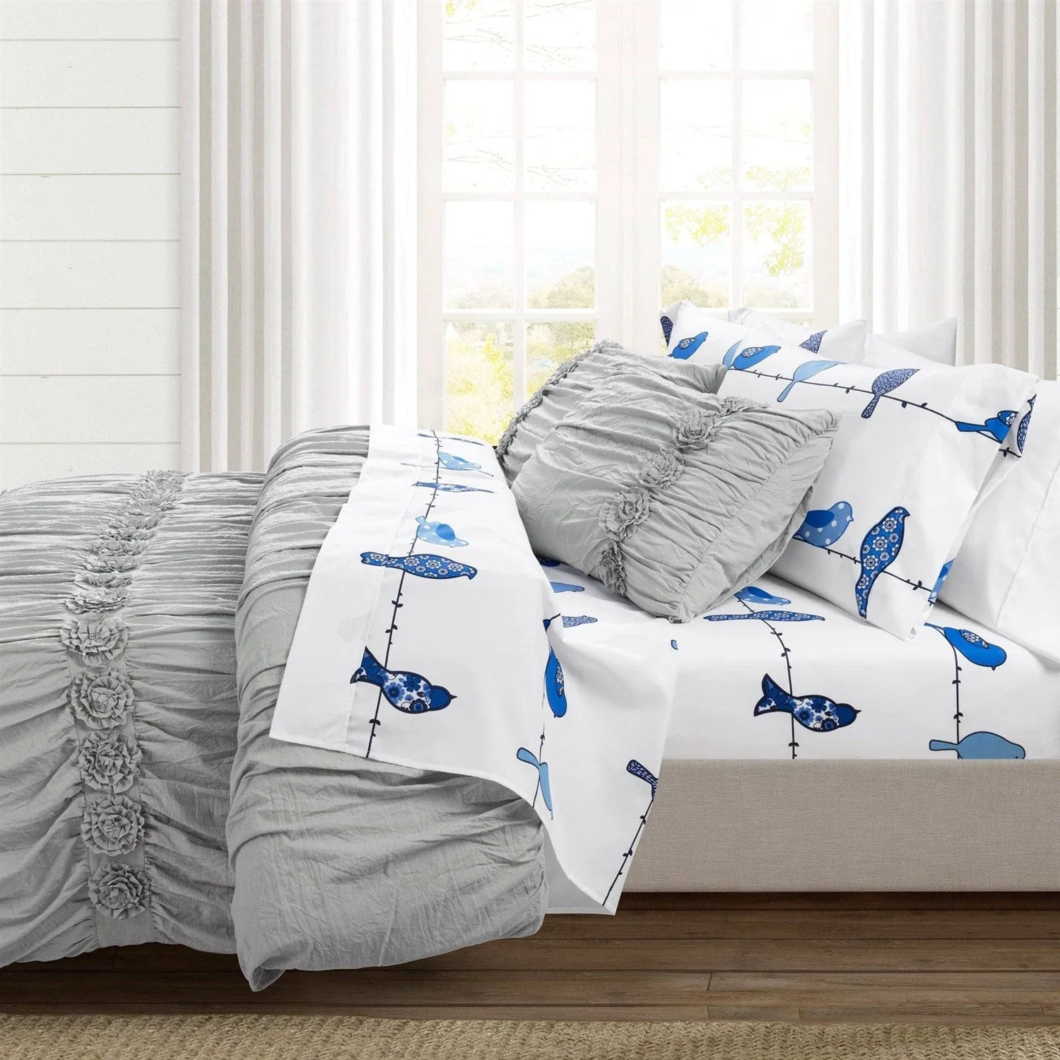 Full size Blue White Floral Birds on Wire Soft Polyester 6 Piece Sheet Set - Image 5