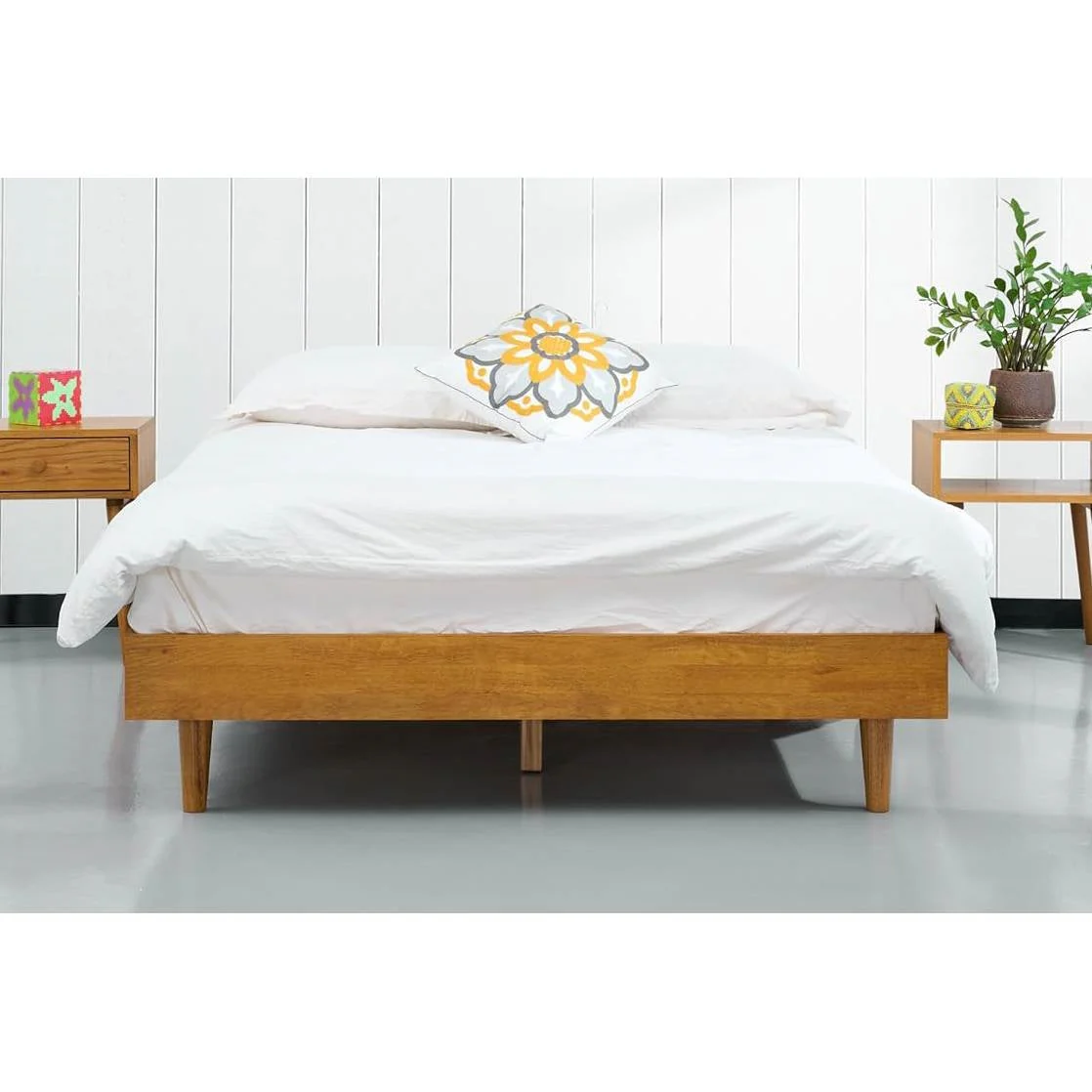 Full size Mid-Century Modern Platform Bed Frame in Light Wood Finish