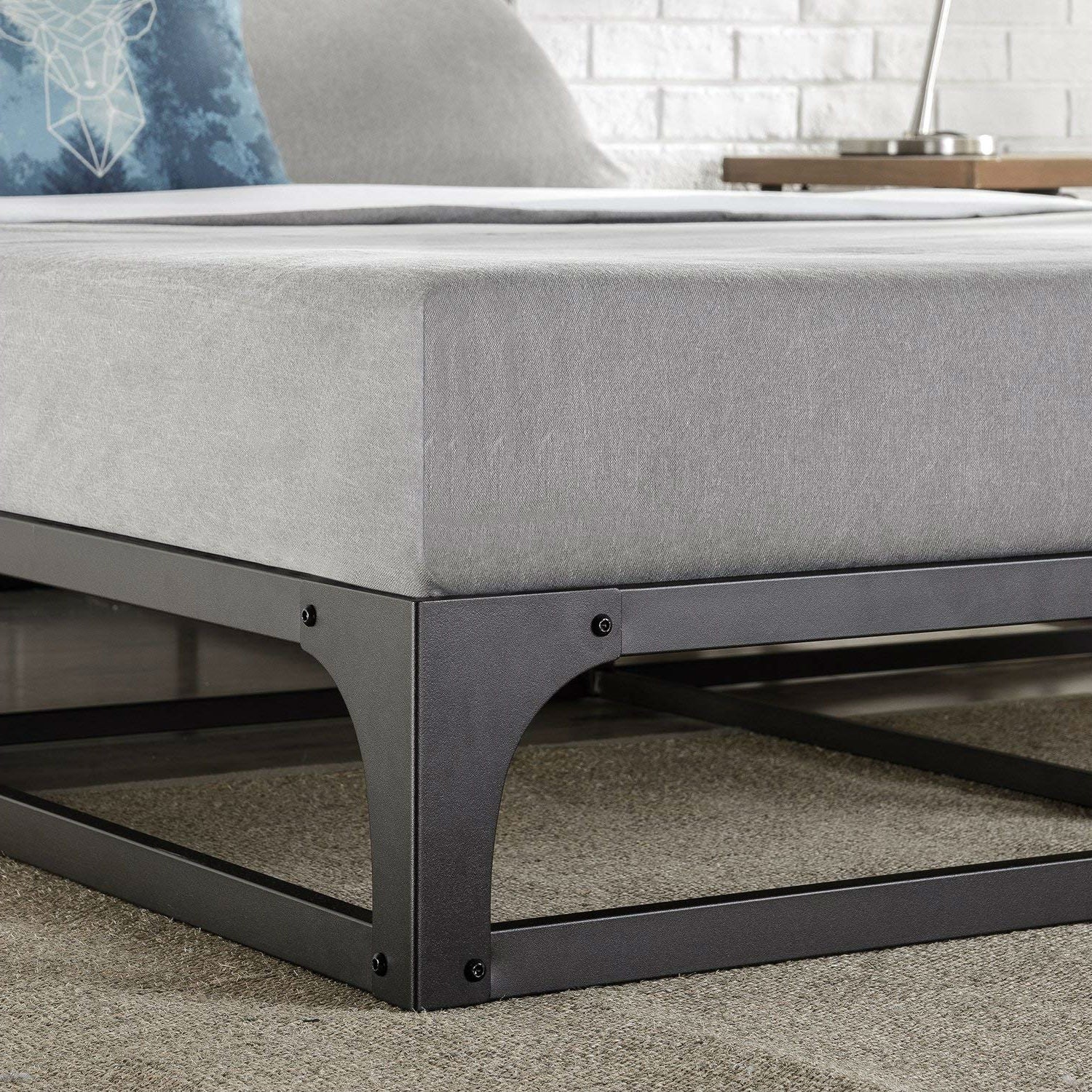 Full size Modern Low Profile Heavy Duty Metal Platform Bed Frame - Image 4